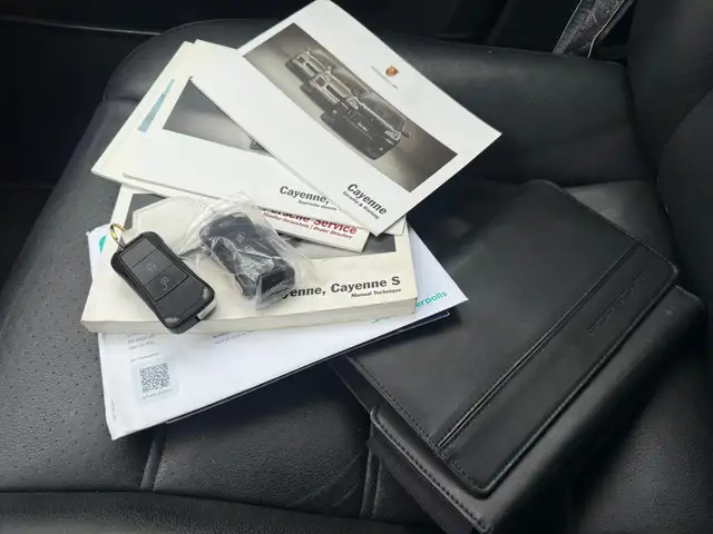 Porsche Cayenne view 29