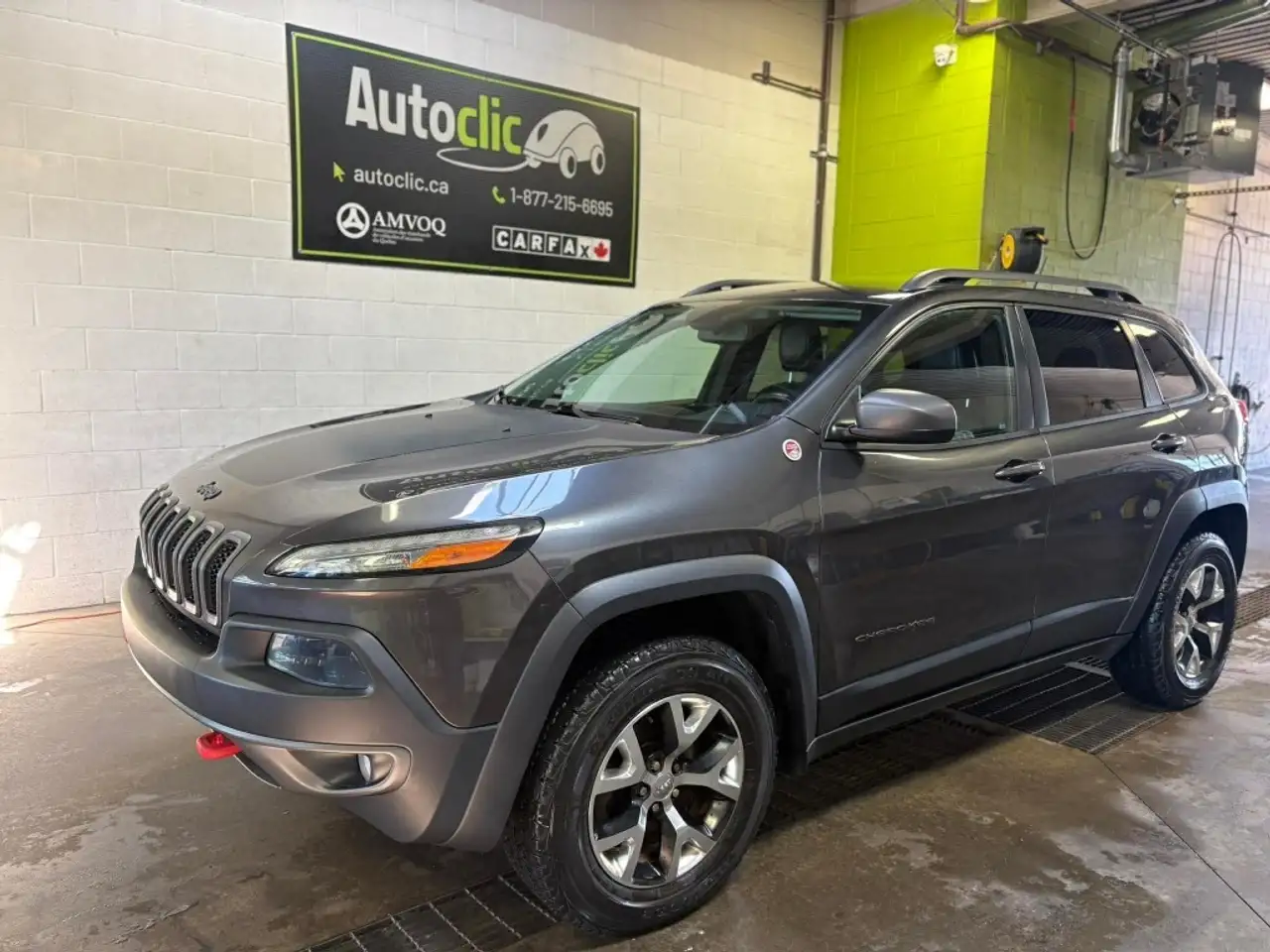 Jeep Cherokee снимка Jeep Cherokee