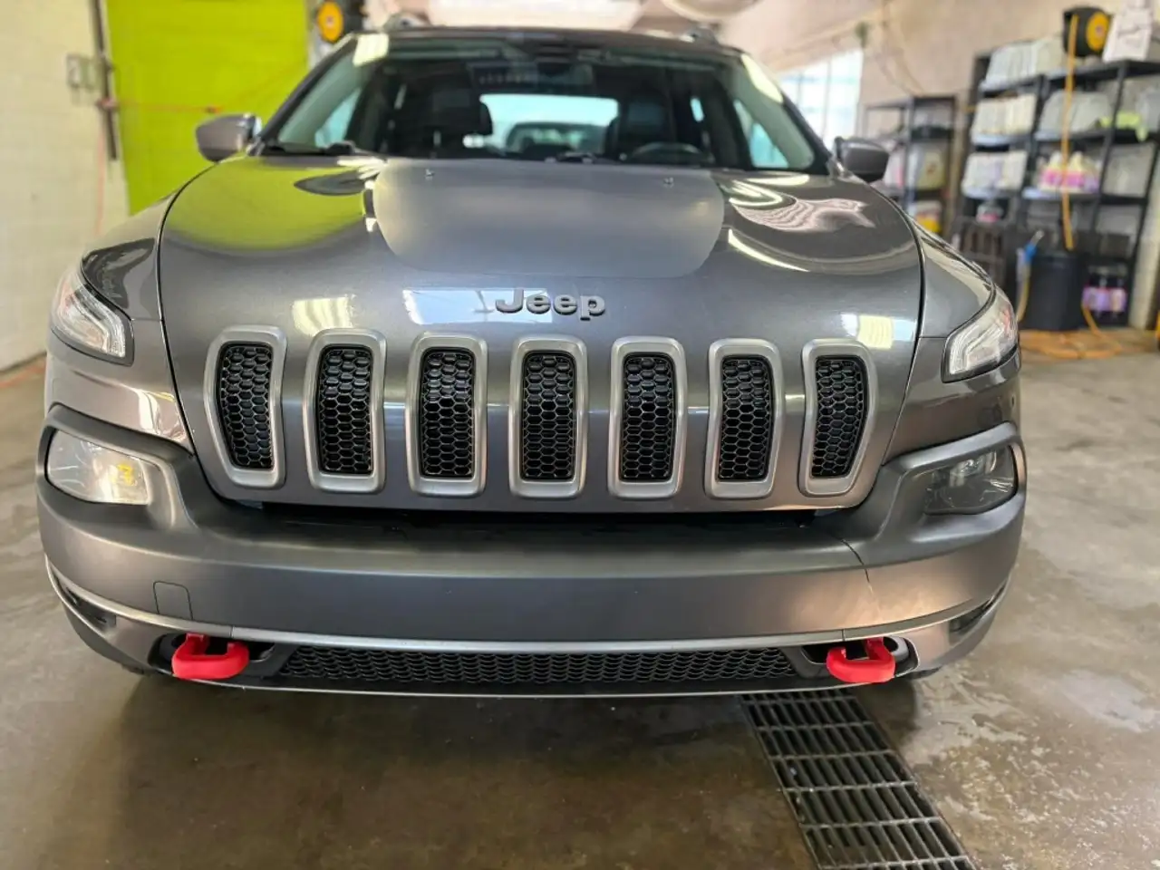 Jeep Cherokee снимка Jeep Cherokee