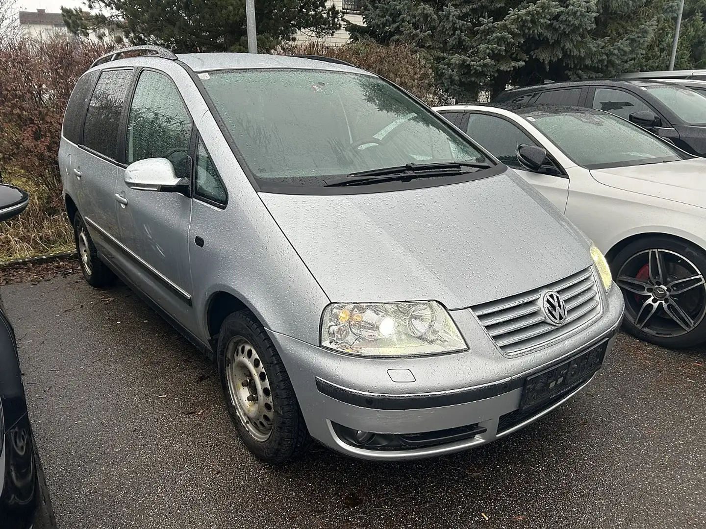 Volkswagen Sharan Business TDI DPF Plateado - 2