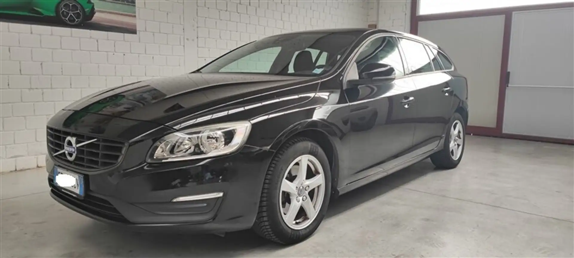 Volvo V60 V60 D3 Geartronic Kinetic Nero - 1