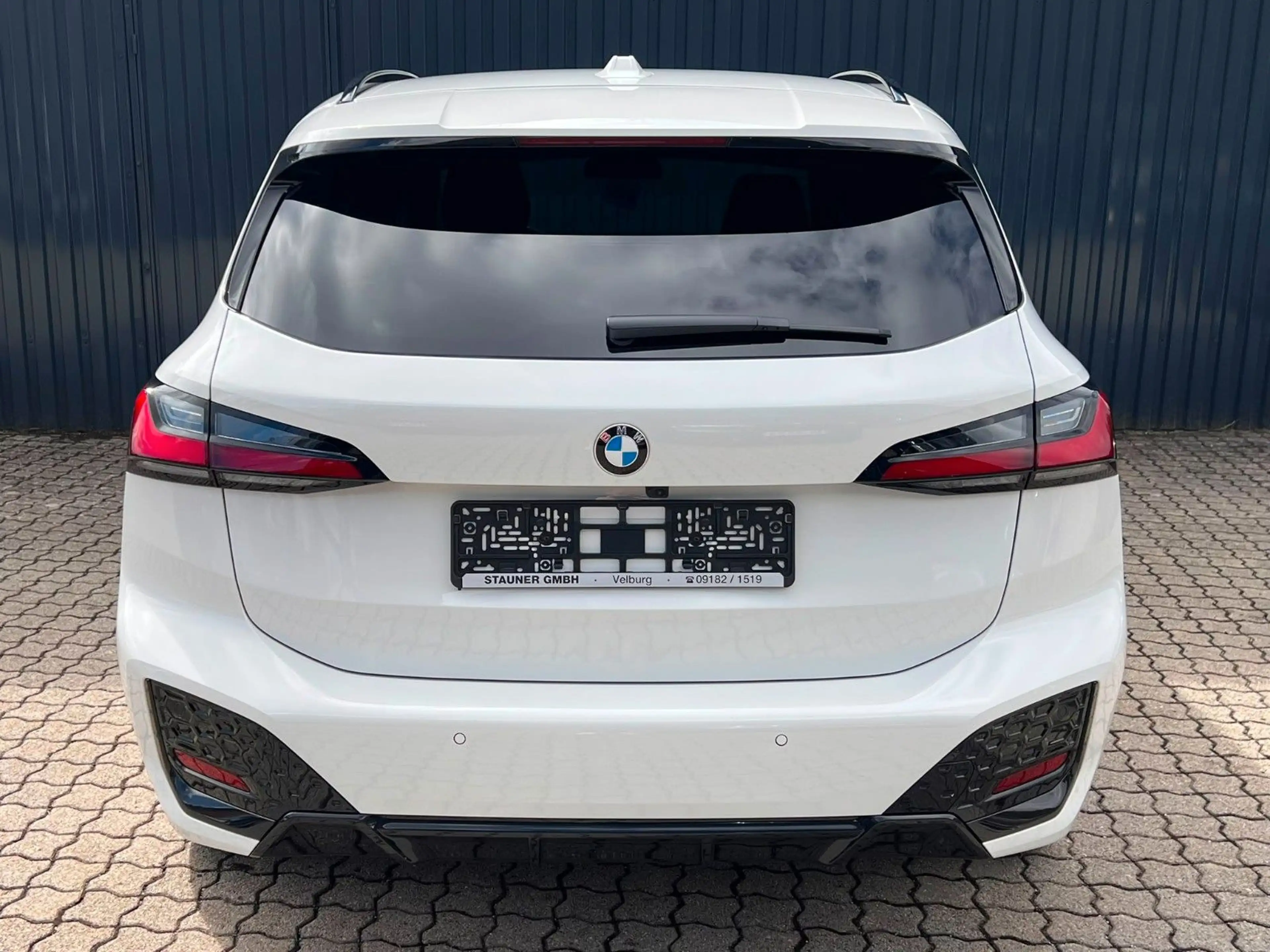 BMW 218 i Active Tourer M SPORT /getöntScheib/AdapLED — photo 9