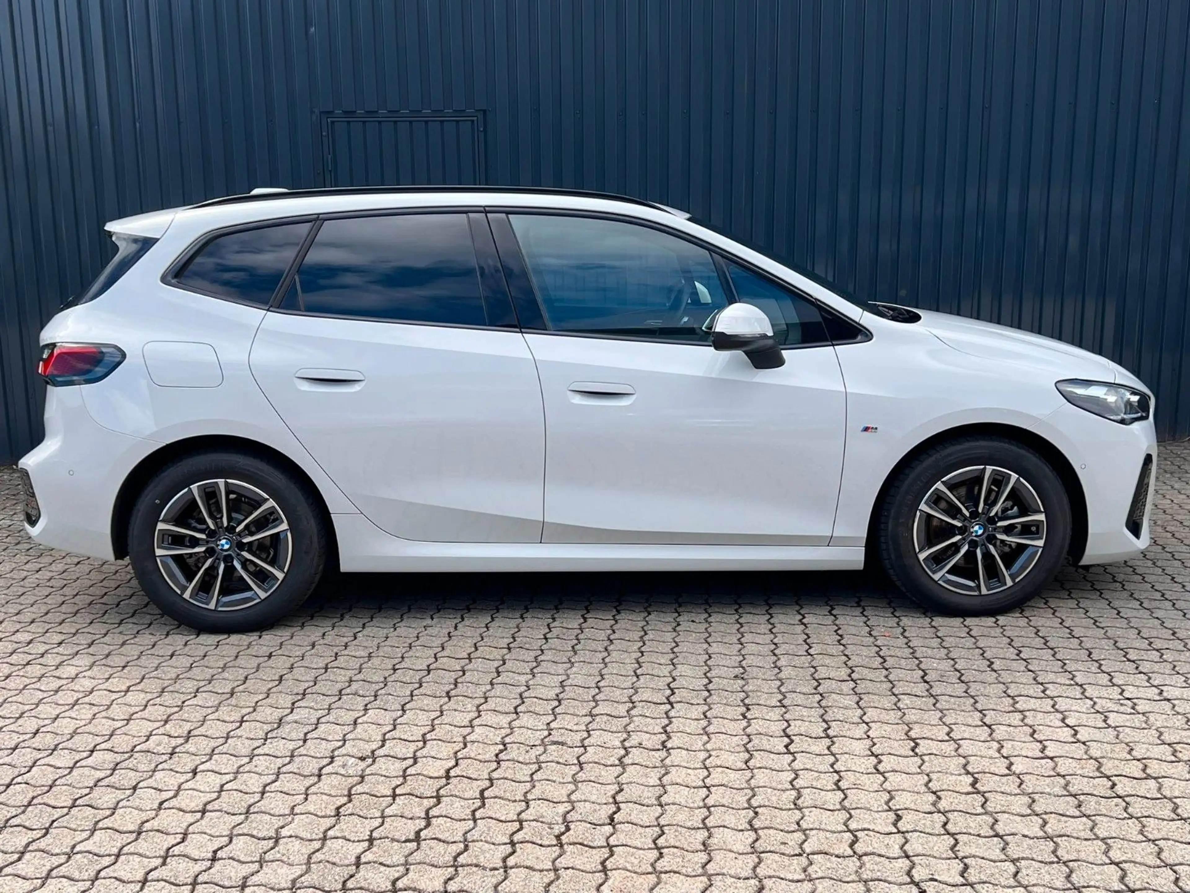 BMW 218 i Active Tourer M SPORT /getöntScheib/AdapLED — photo 6