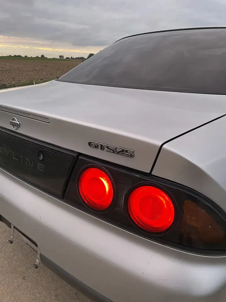 Nissan Skyline, foto 2