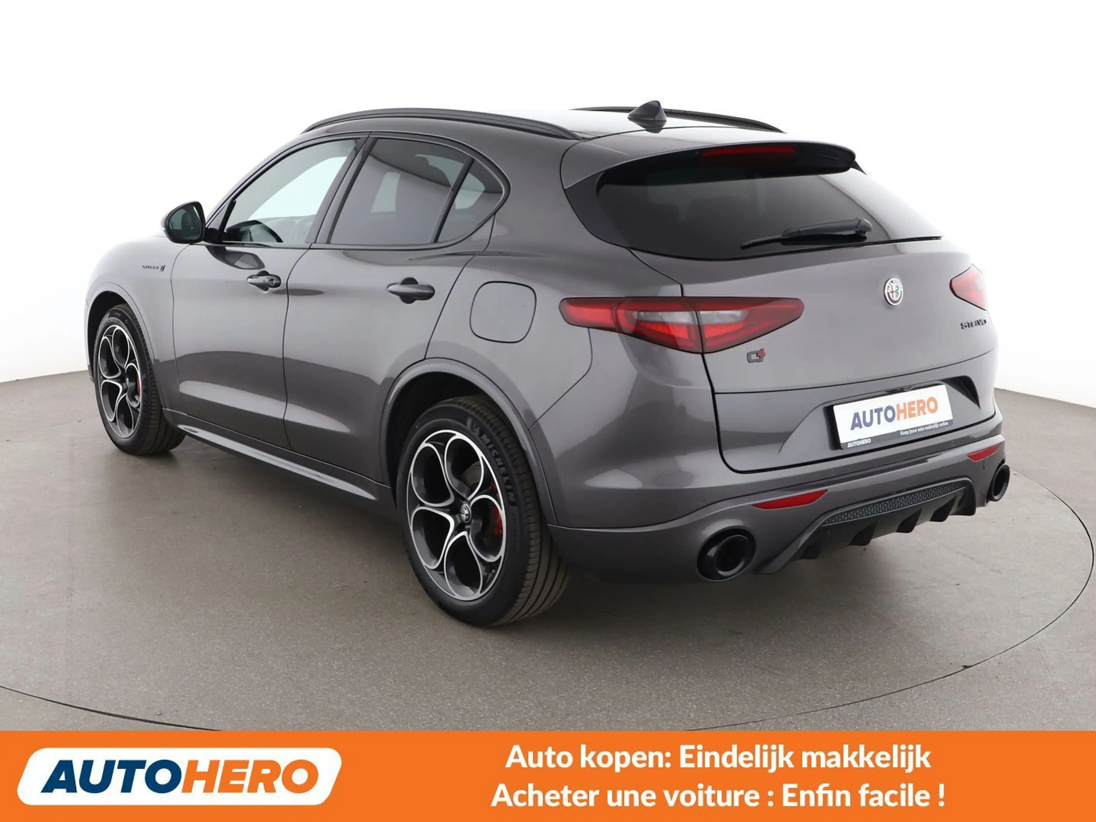 Alfa Romeo Stelvio 2.2 JTDM Veloce Ti Q4 — photo 4