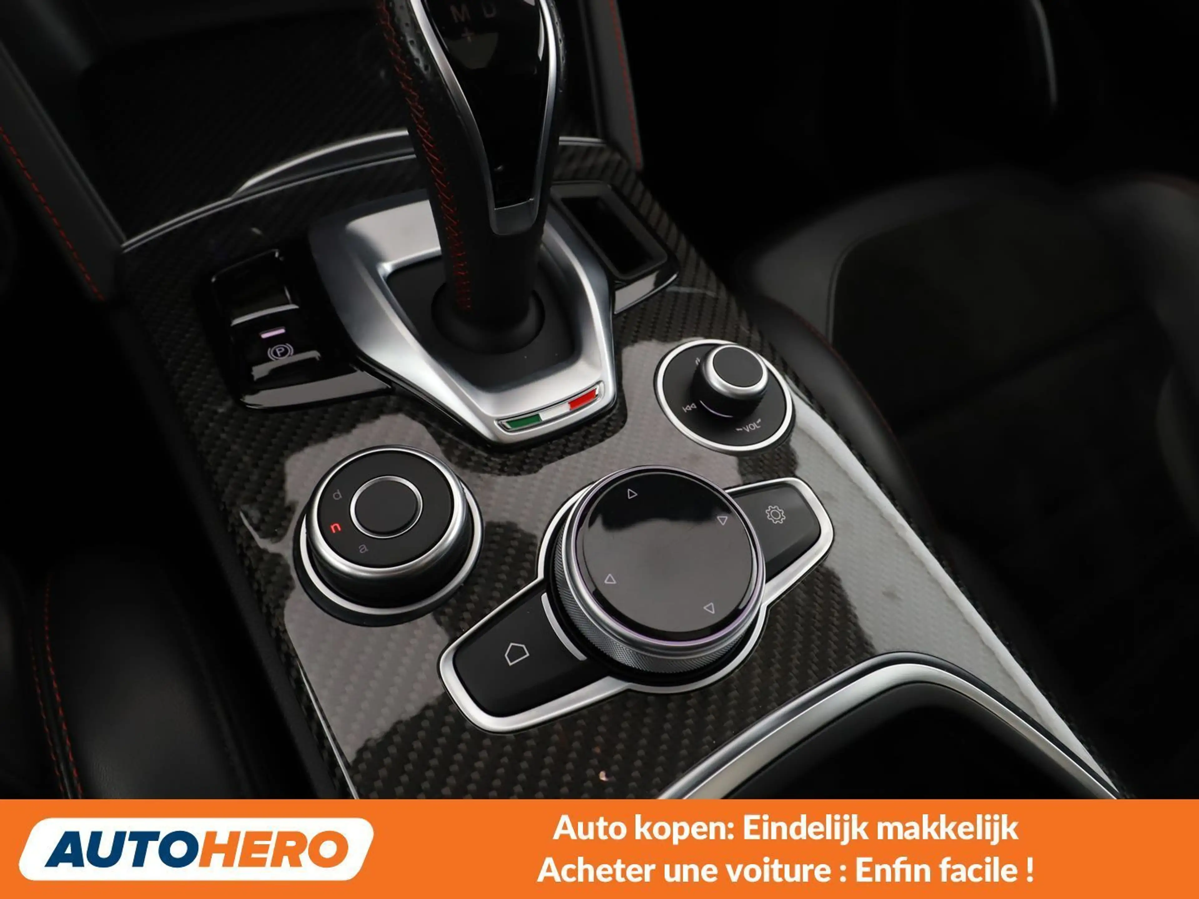 Alfa Romeo Stelvio 2.2 JTDM Veloce Ti Q4 — photo 14
