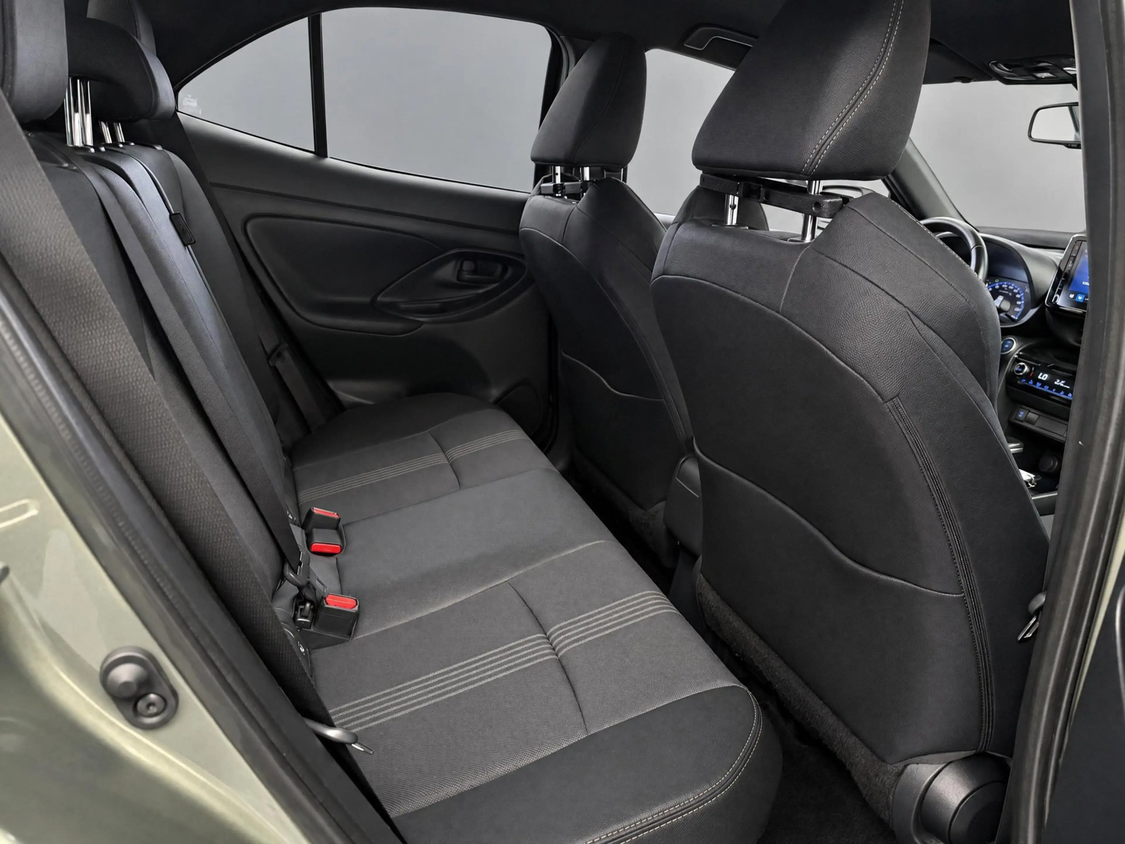 Toyota Yaris Cross 1.5 Hybrid Adventure |HUD|NAP| — photo 24