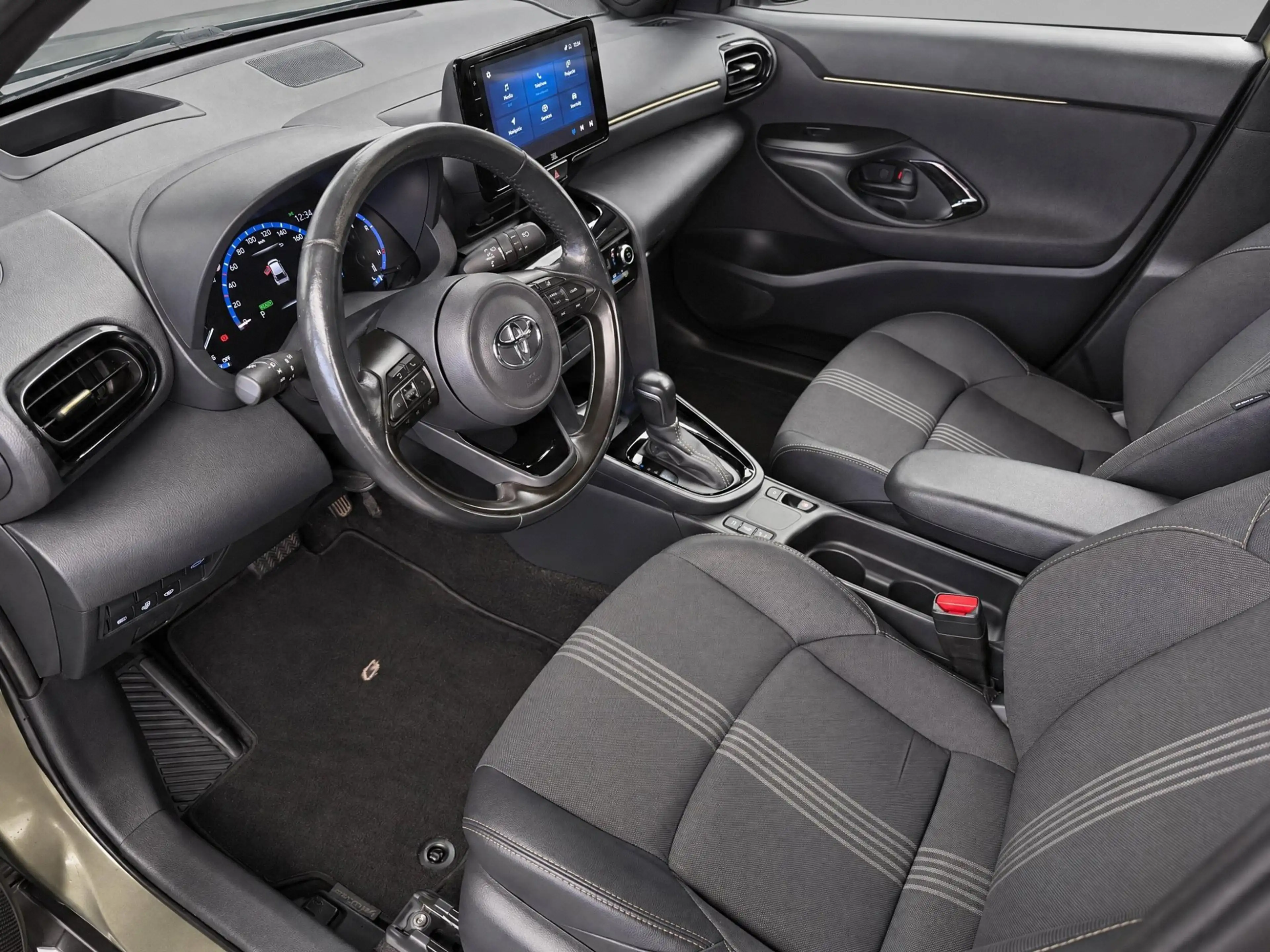 Toyota Yaris Cross 1.5 Hybrid Adventure |HUD|NAP| — photo 5