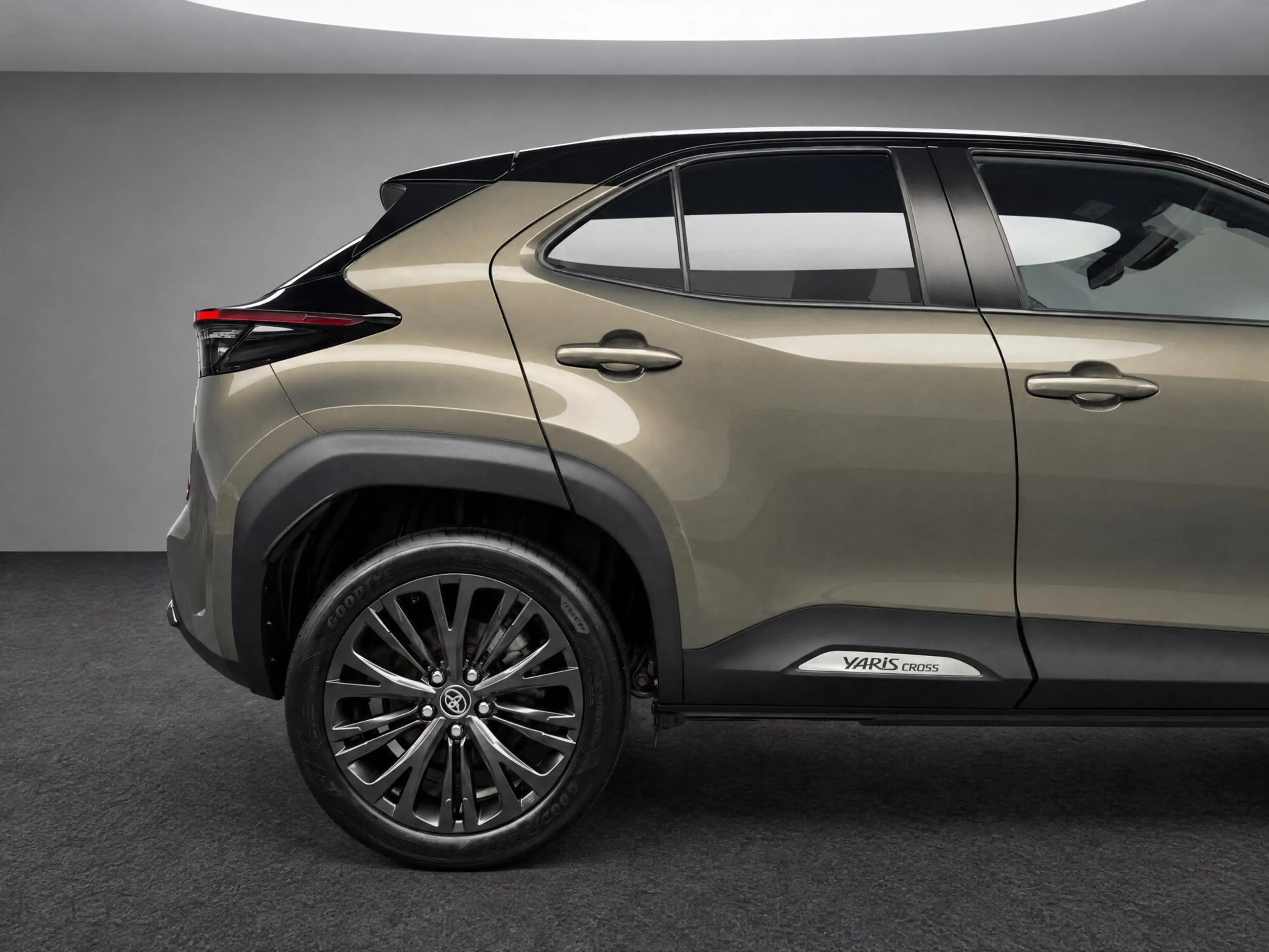 Toyota Yaris Cross 1.5 Hybrid Adventure |HUD|NAP| — photo 17