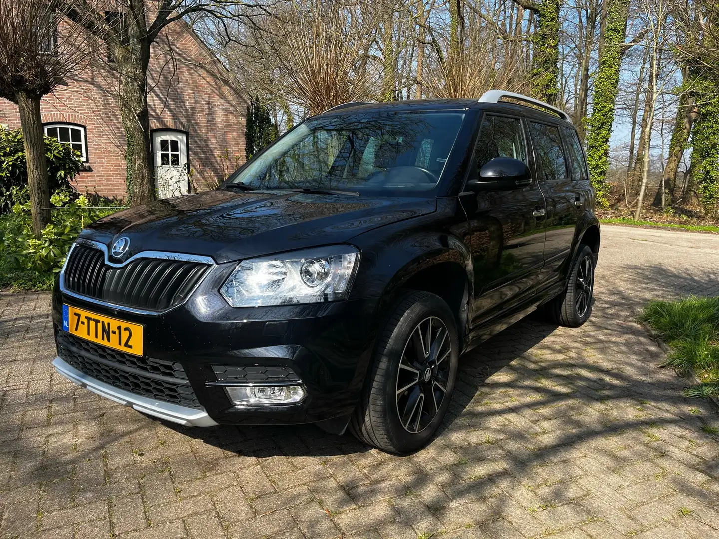 Skoda Yeti 1.4 TSI Elegance Negro - 1