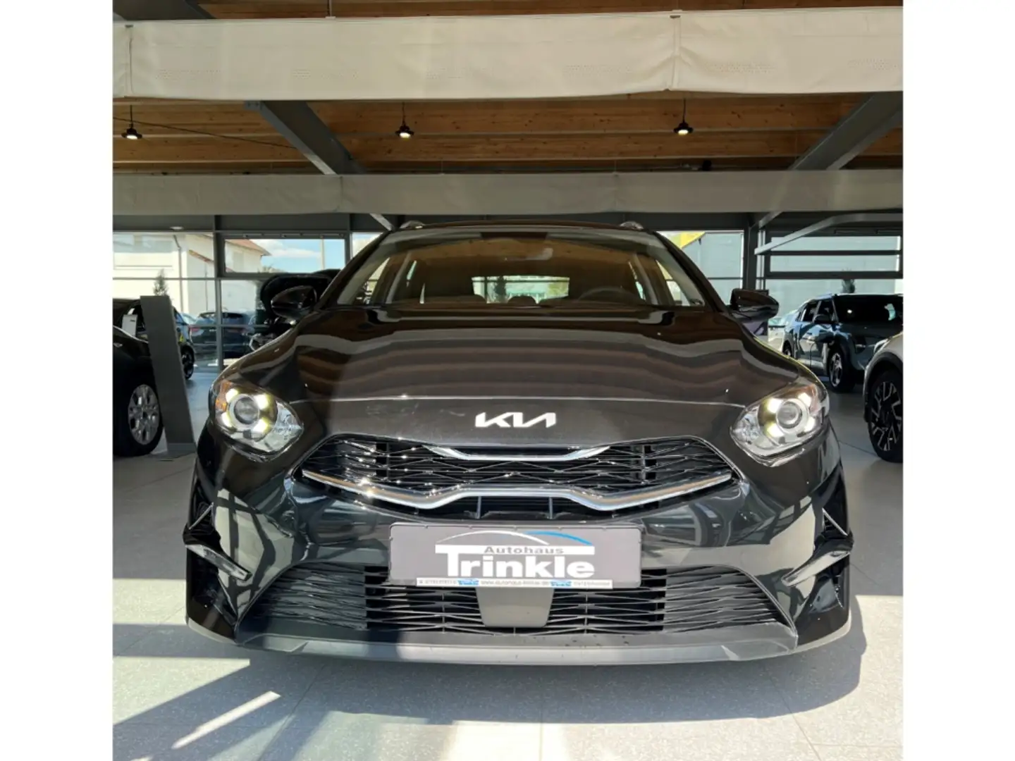 Kia Ceed SW / cee'd SW 140 PS DCT VISION KOMFORT Cockpit Apple CarPlay An Nero - 2