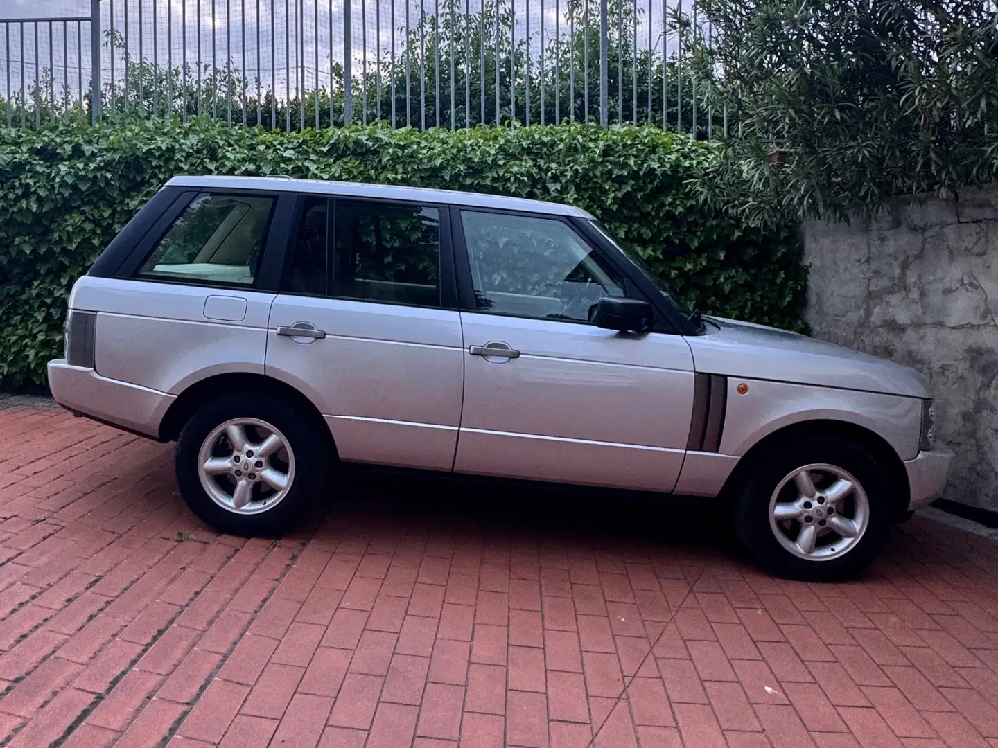 Land Rover Range Rover Range Rover III 2002 3.0 td6 Vogue auto Silver - 2