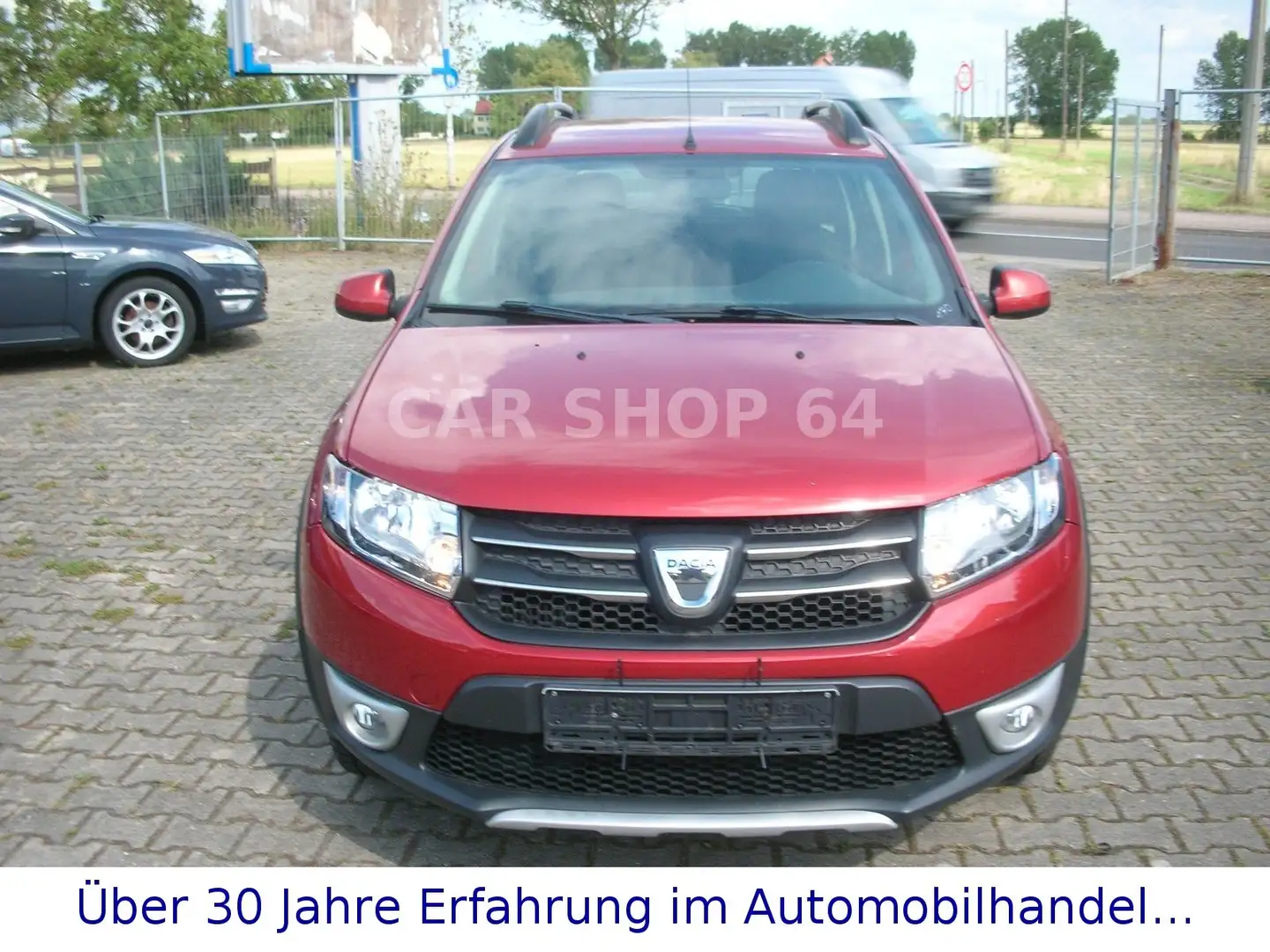 Dacia Sandero II Stepway Prestige  -NAVI/TEMPOMAT/PDC- Roşu - 2