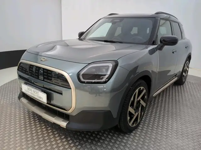 MINI Countryman E Favoured