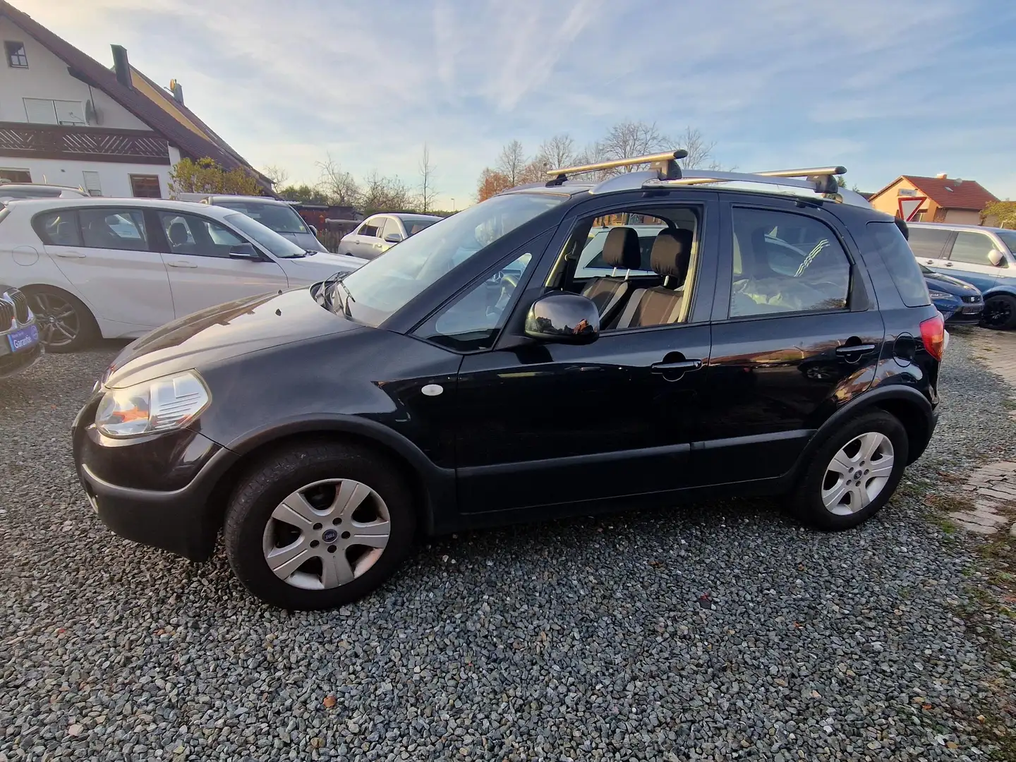 Fiat Sedici 1.9 8V Multijet Emotion 4X4 Schwarz - 2