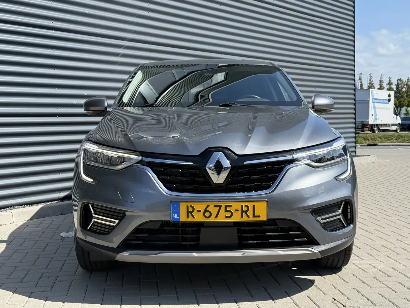 Renault Arkana 1.3 TCe 140 Camera/Apple Grau - 2