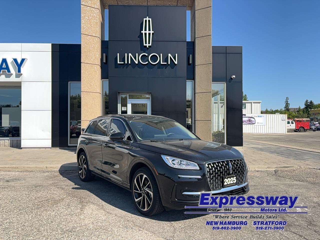 2025 Lincoln Corsair GRAND TOURING, 20 RIMS, HEATED STEERING WHEEL!