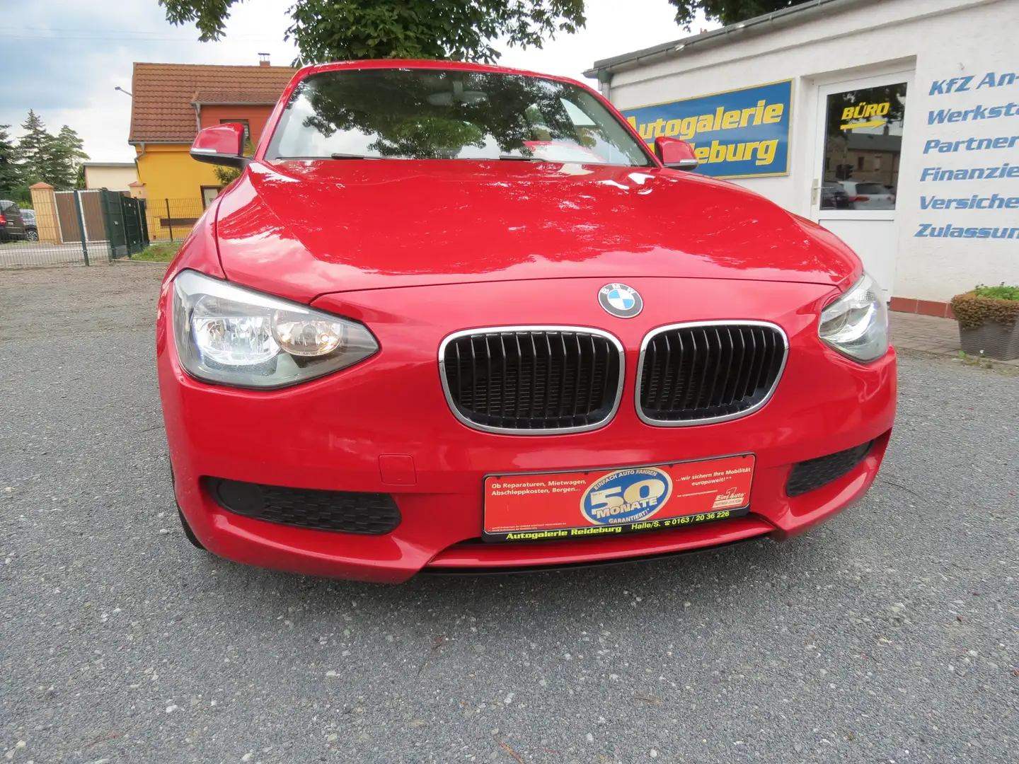 BMW 114 2.Hd. 5-türig!! 19Zoll!! TOP Optik!! PDC!! Rot - 1