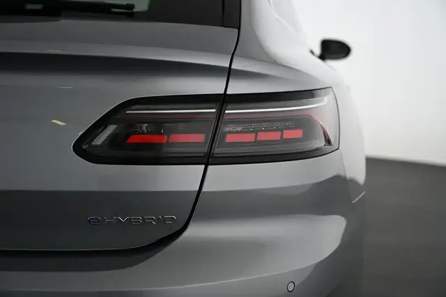Volkswagen Arteon view 13