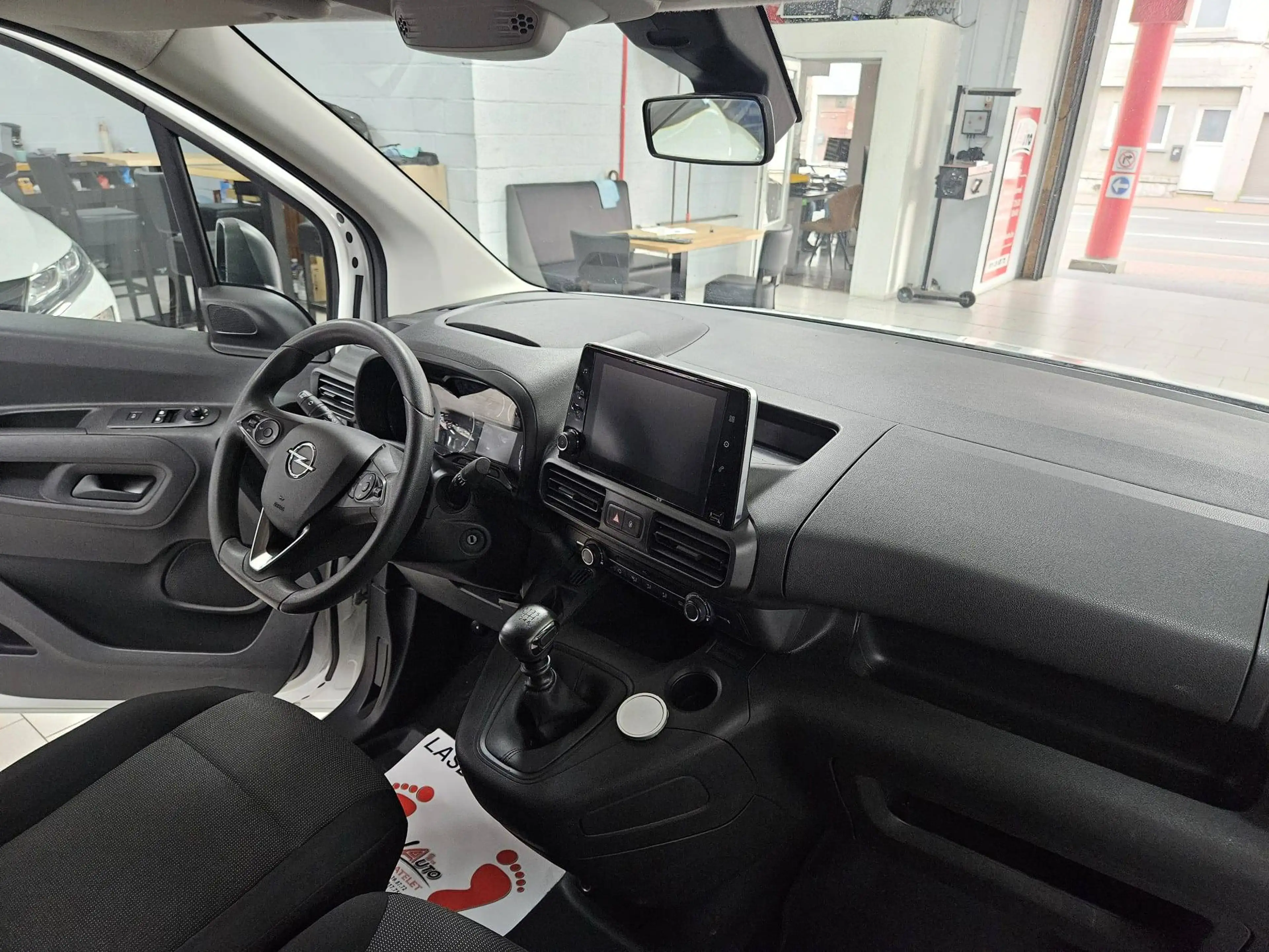 Opel Combo 1.5 TD BI L2H1 Long Châssis Heavy 3Places Carplay Android Lombaire Sensors Cruise — photo 10