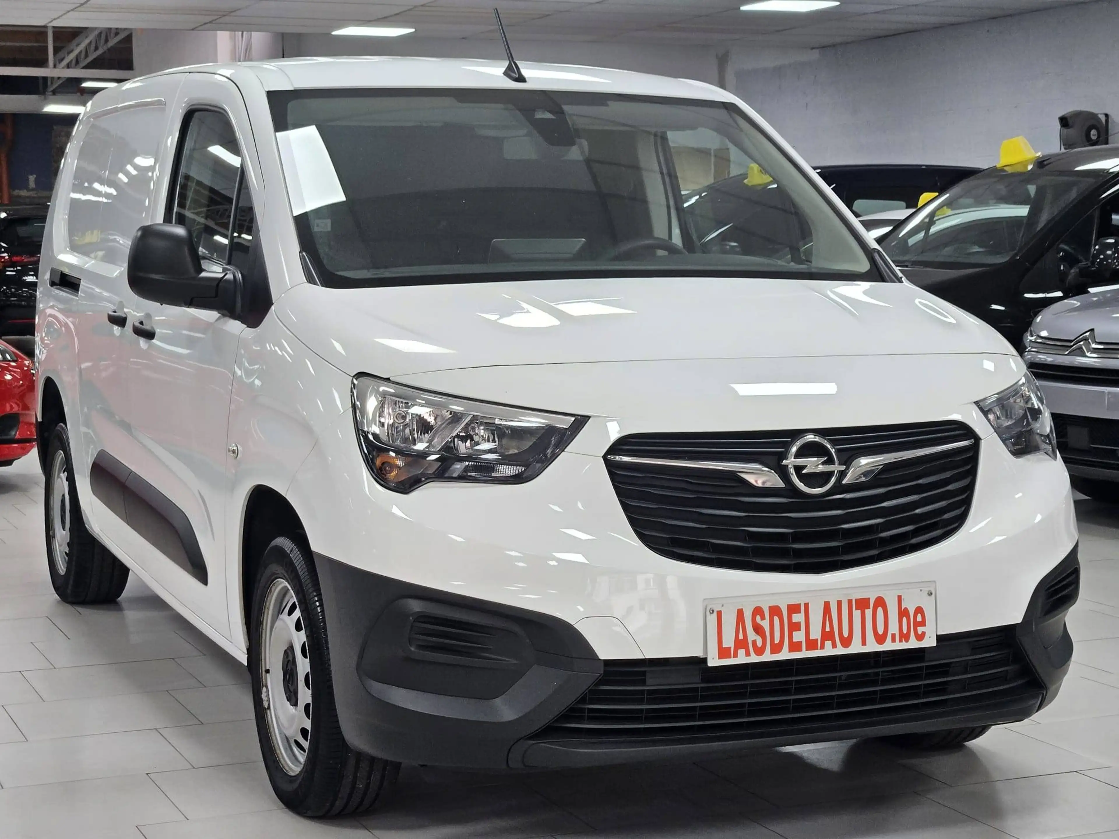 Opel Combo 1.5 TD BI L2H1 Long Châssis Heavy 3Places Carplay Android Lombaire Sensors Cruise — photo 3