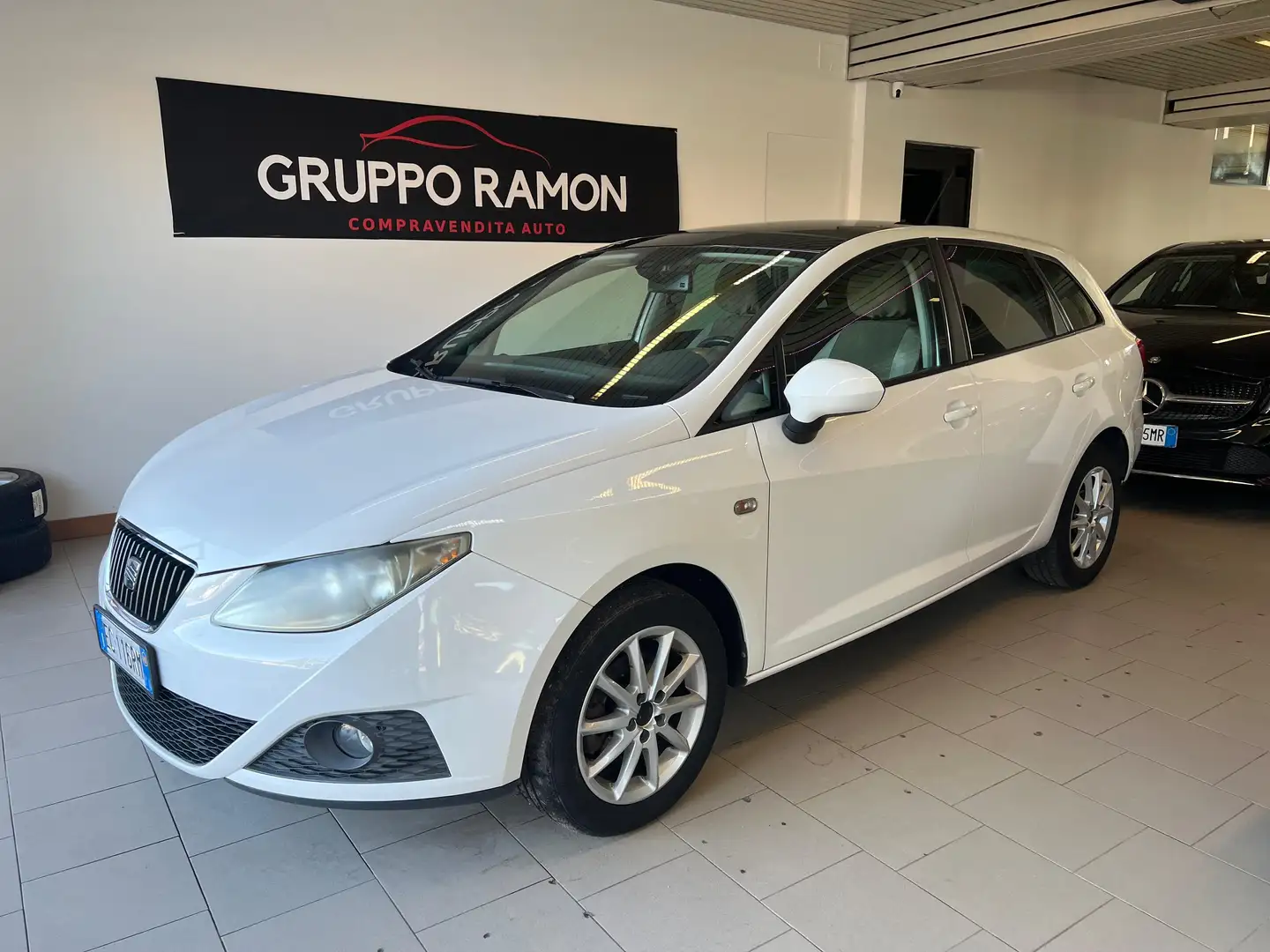 SEAT Ibiza Ibiza IV 2008 ST ST 1.2 tdi cr Style Blanc - 1