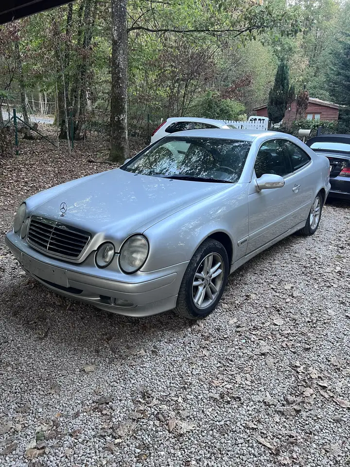 Mercedes-Benz CLK 200