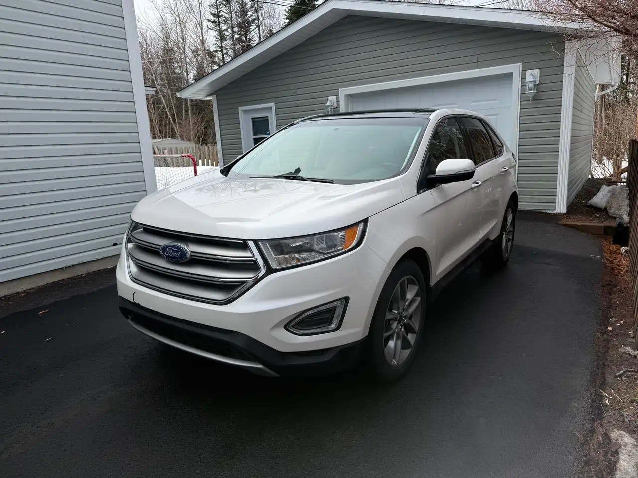 Ford Edge снимка Ford Edge