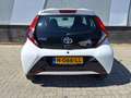 Toyota Aygo 1.0 VVT-i X-play | Navi | Airco | Achteruitrijcame Blanc - thumbnail 4