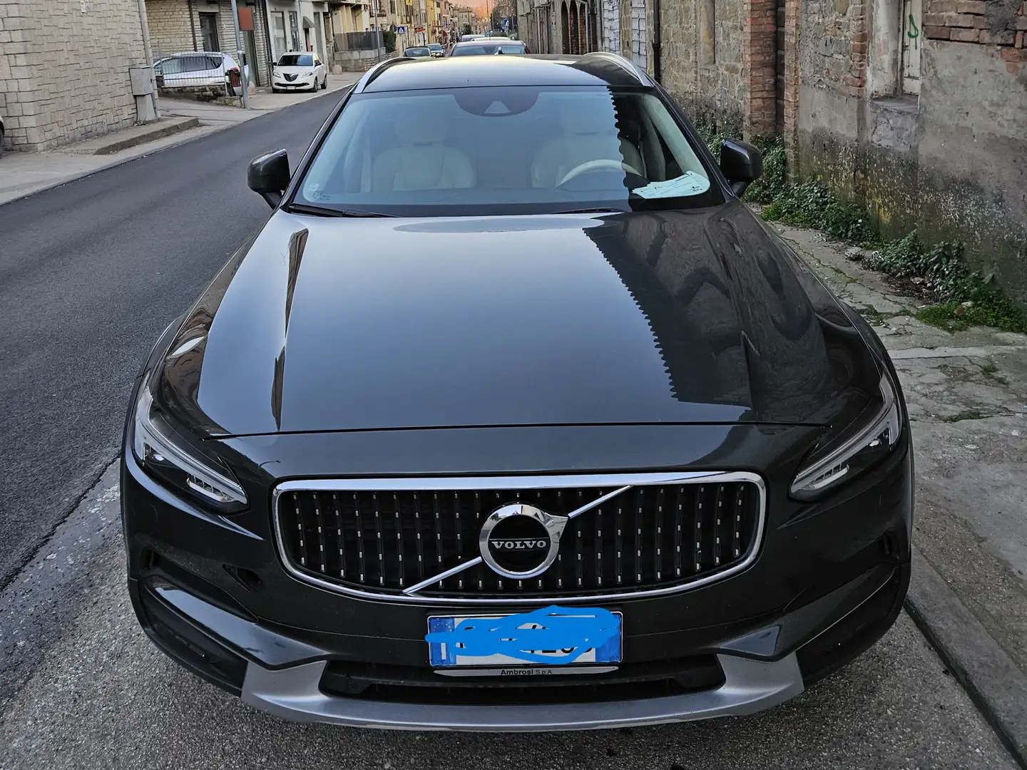 Volvo V90 Cross Country V90 2019 Cross Country 2.0 d4 Pro awd geartronic Brown - 1