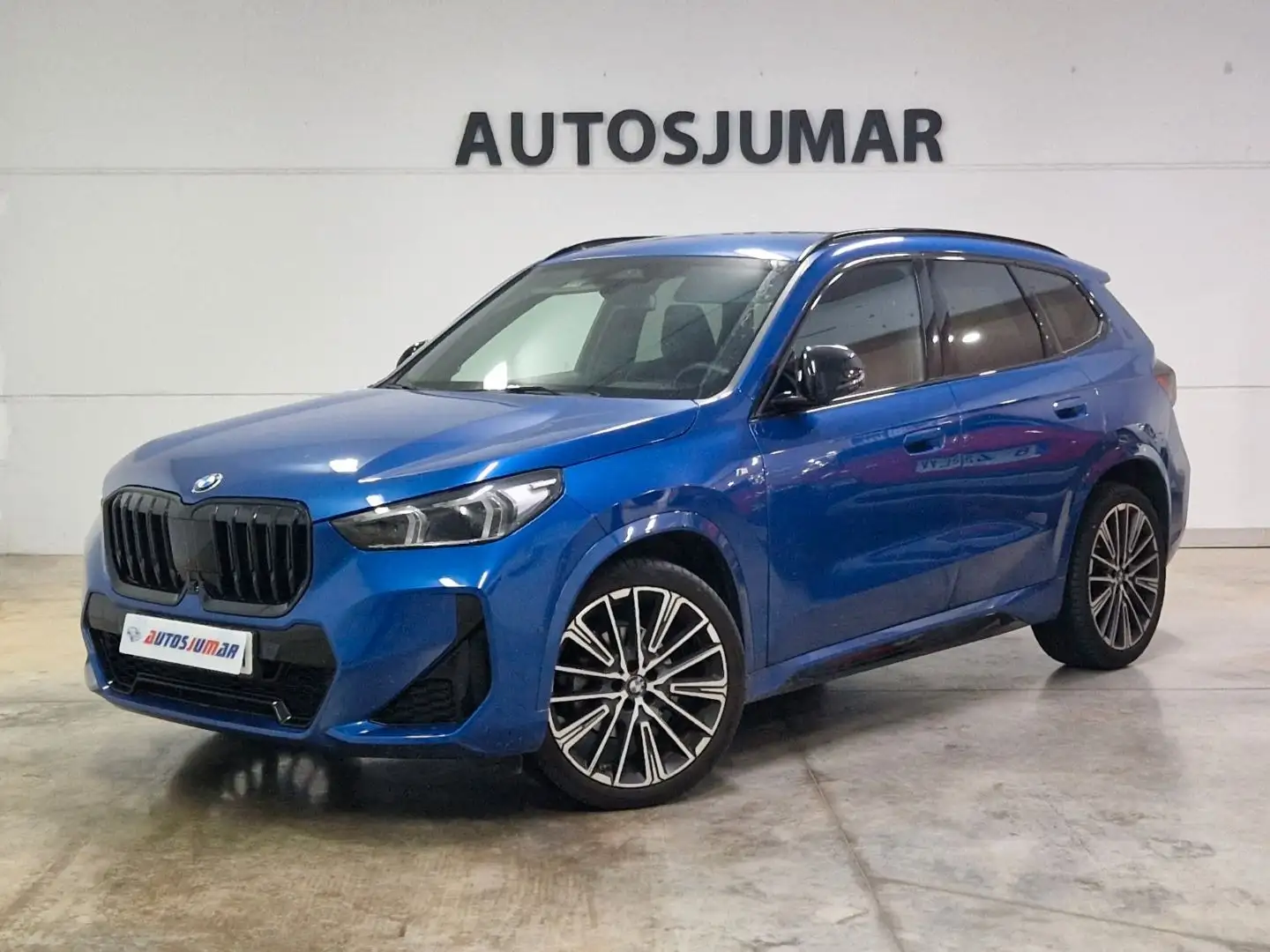 BMW X1 sDrive 18dA Bleu - 1