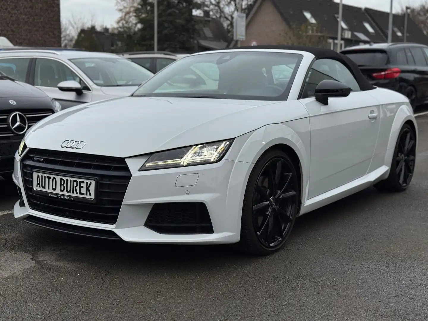 Audi TT Roadster 4x4 S-Line Leder MMI+ VC LED B&O 20" Weiß - 2
