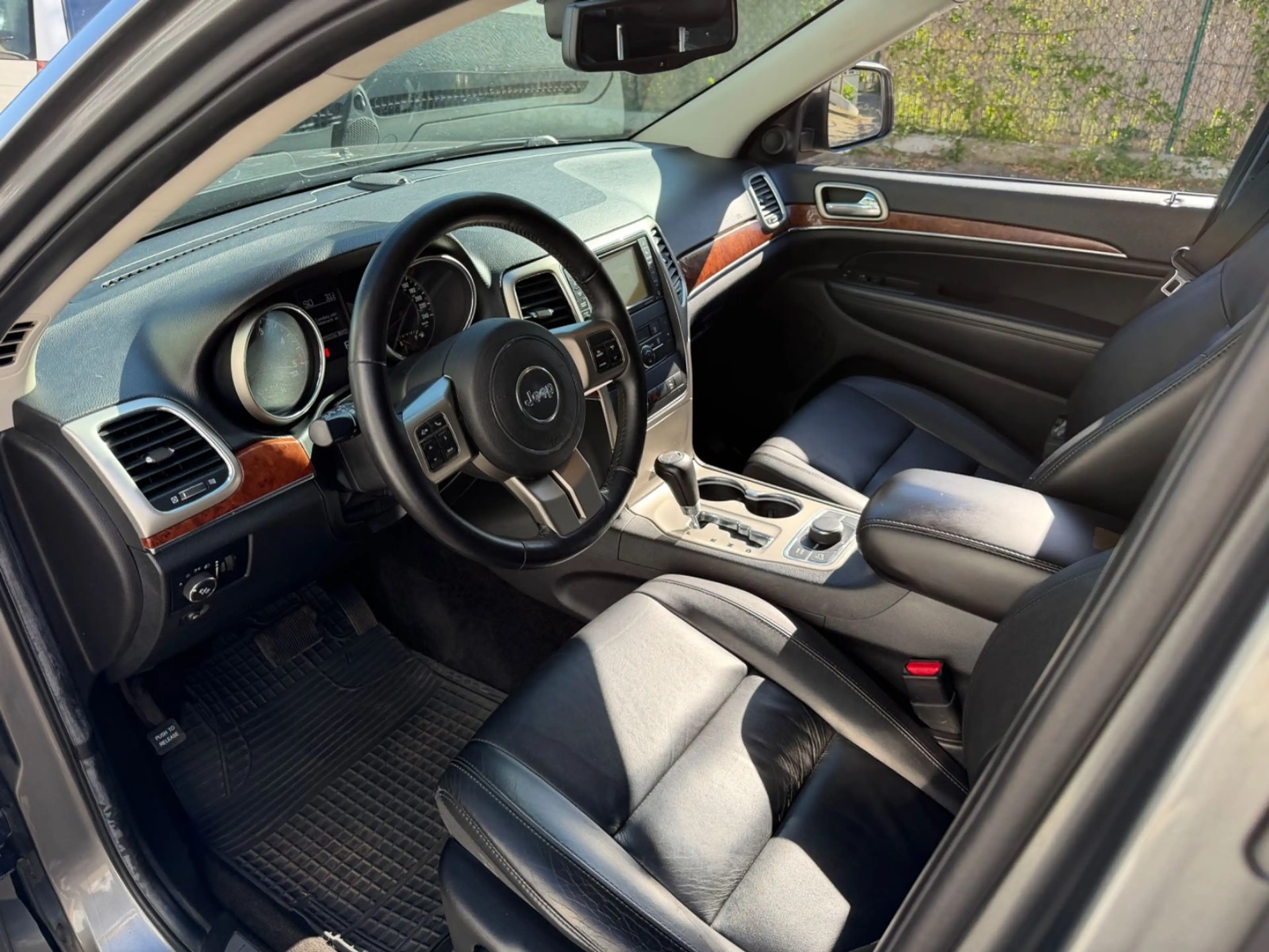 Jeep Grand Cherokee 3.0 CRD Limited,Tüv 05/27,Leder, — photo 10
