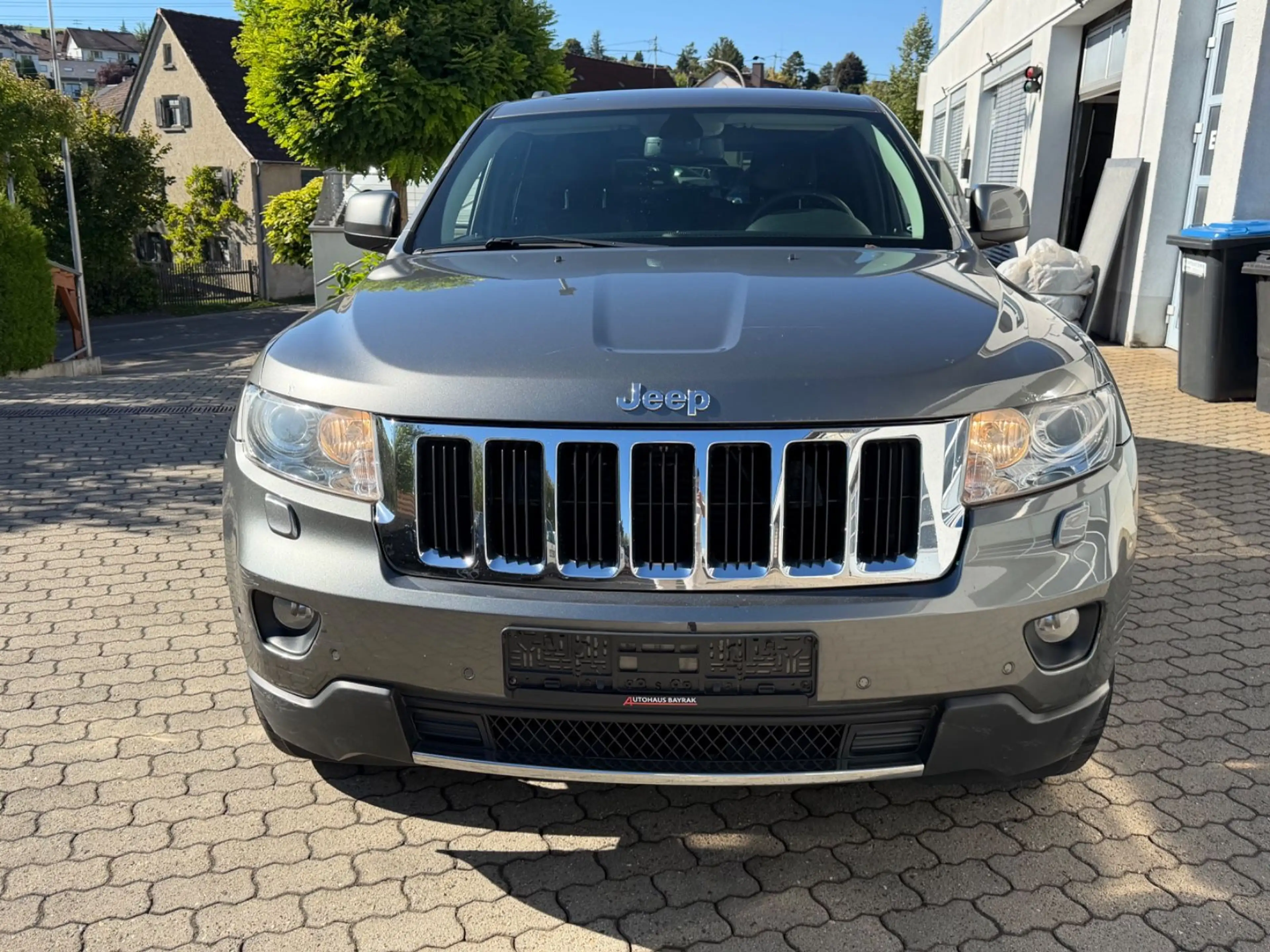 Jeep Grand Cherokee 3.0 CRD Limited,Tüv 05/27,Leder, — photo 2