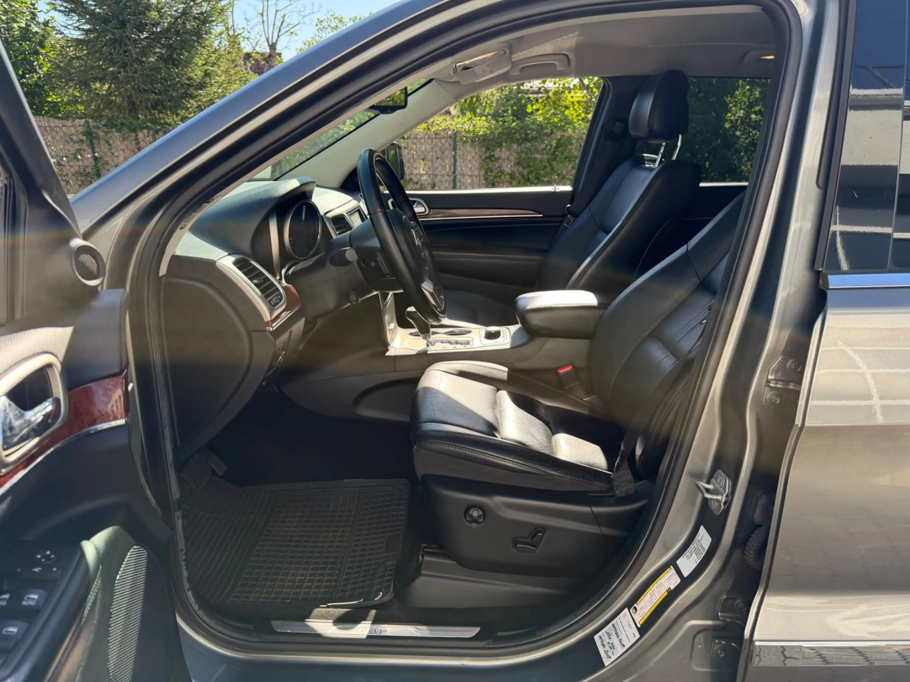 Jeep Grand Cherokee 3.0 CRD Limited,Tüv 05/27,Leder, — photo 9