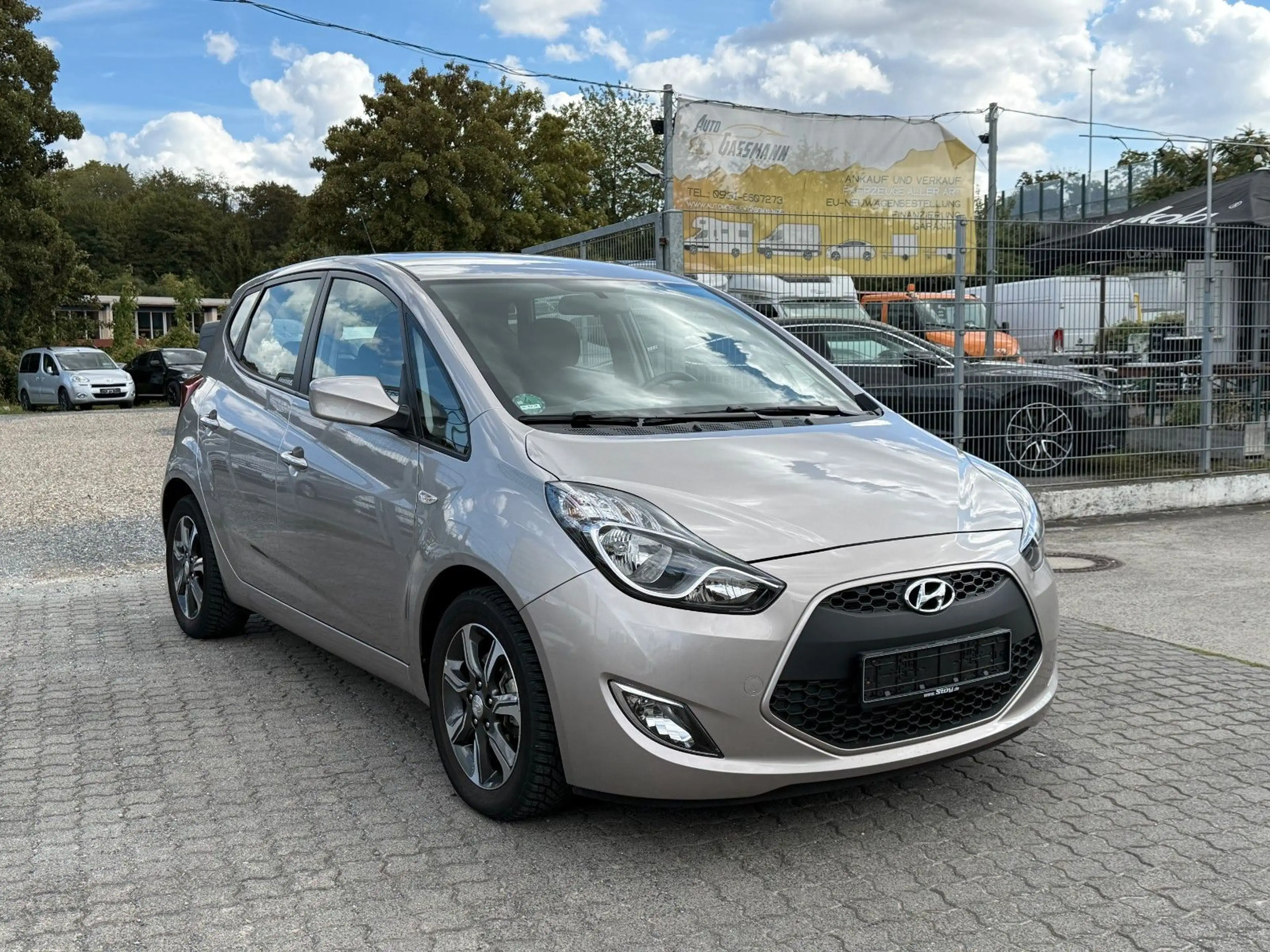 Hyundai iX20 1.6i YES! Klimaauto. SHZ+LKHZ PDC Tempomat — photo 3