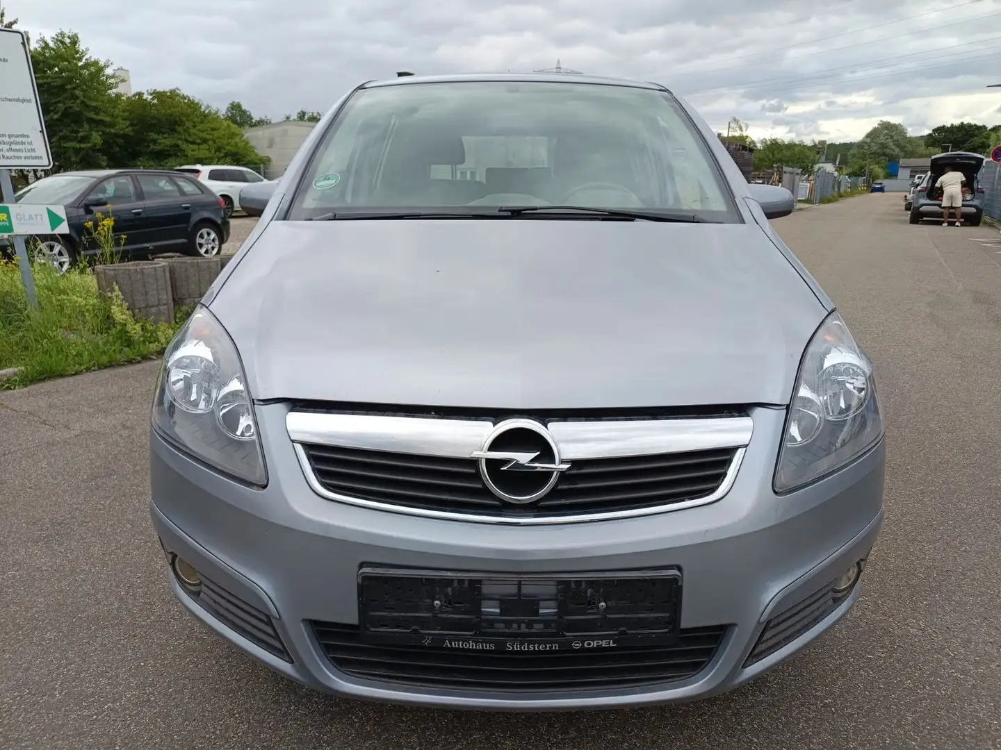 Opel Zafira B CATCH ME Now Silber - 2