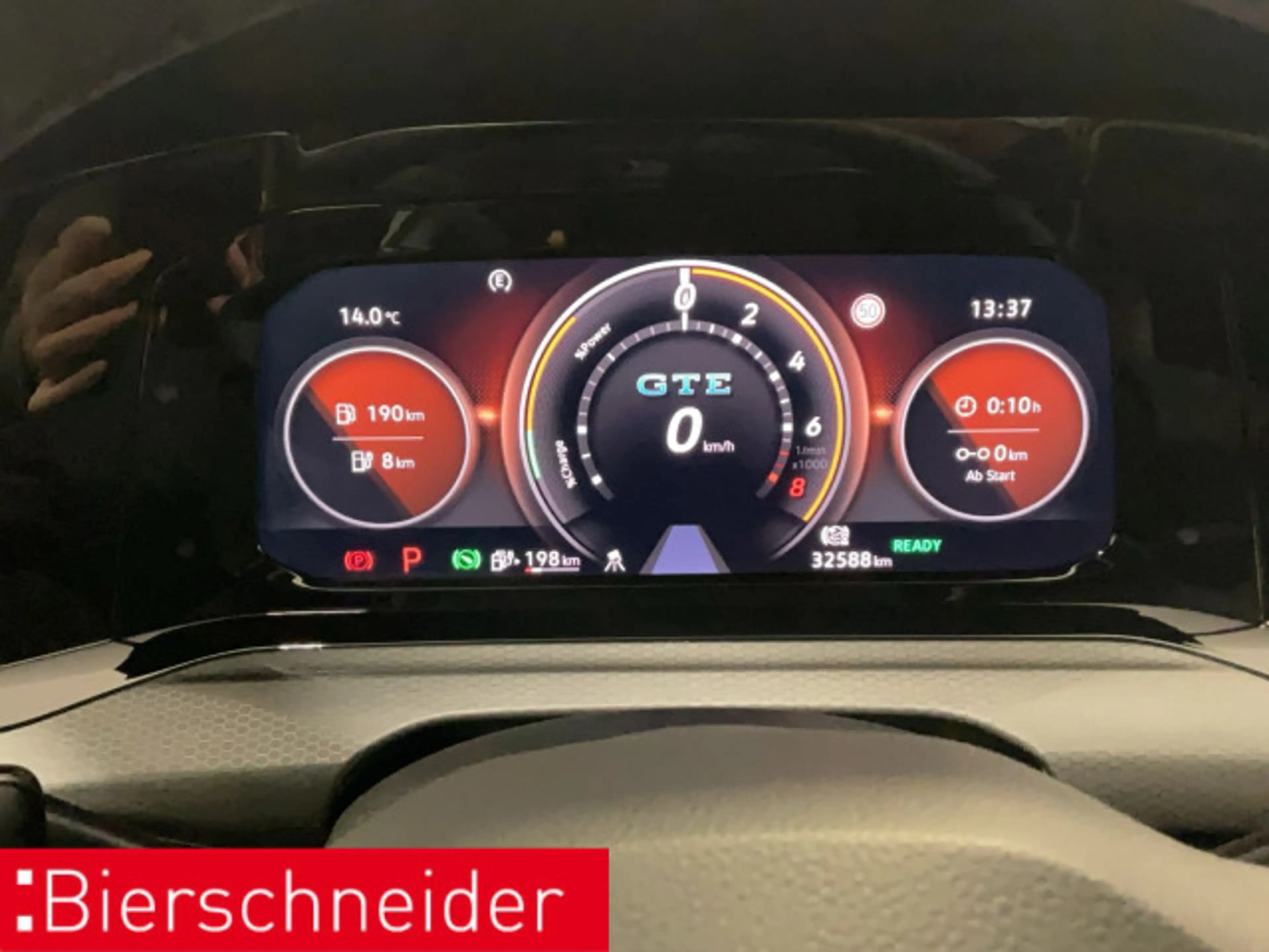 Volkswagen Golf GTE 8 1.4 TSI DSG GTE AHK MATRIX NAVI CAM ACC 1 — photo 14