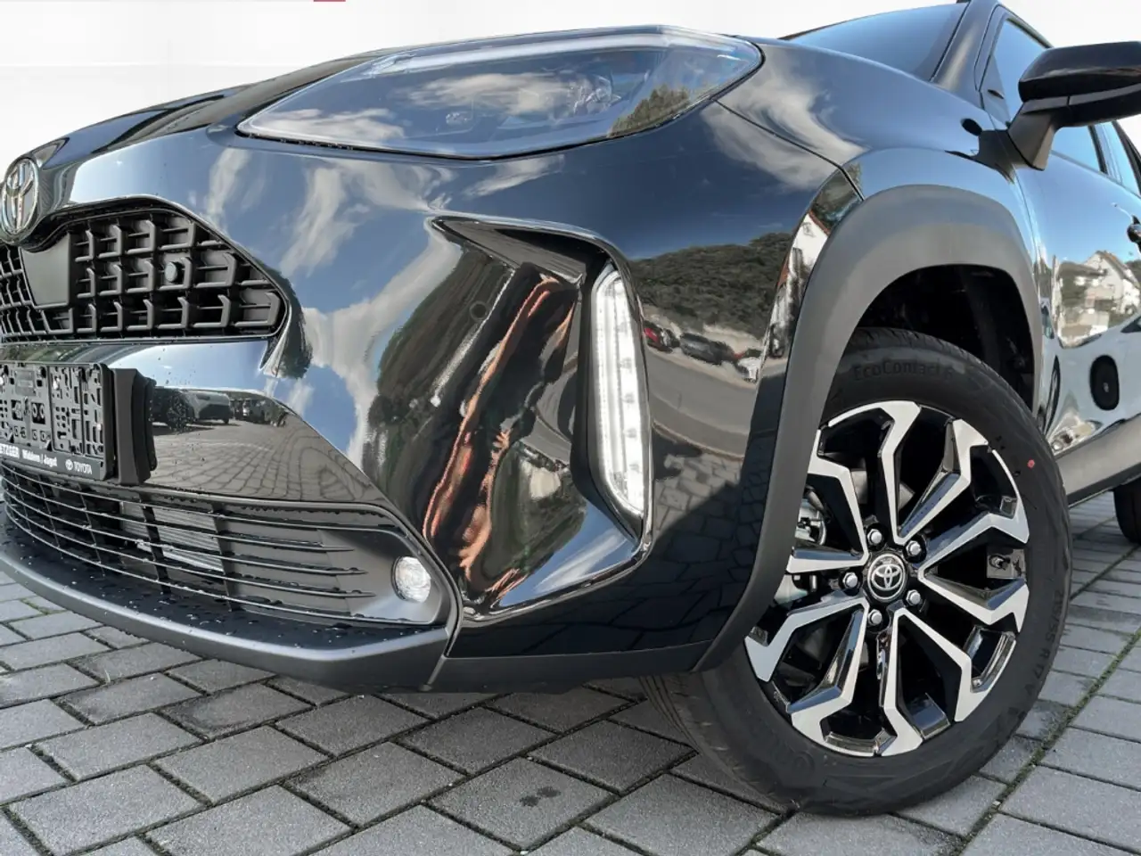 Toyota Yaris Cross 1.5 Hybrid 4x2 Teamplayer +Kamera +Winter-Paket 7