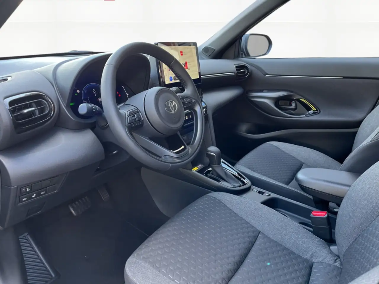 Toyota Yaris Cross 1.5 Hybrid 4x2 Teamplayer +Kamera +Winter-Paket 8