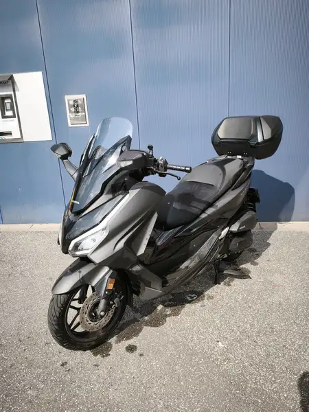 Honda Forza 125 - foto 5