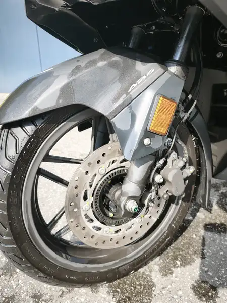 Honda Forza 125 - foto 7
