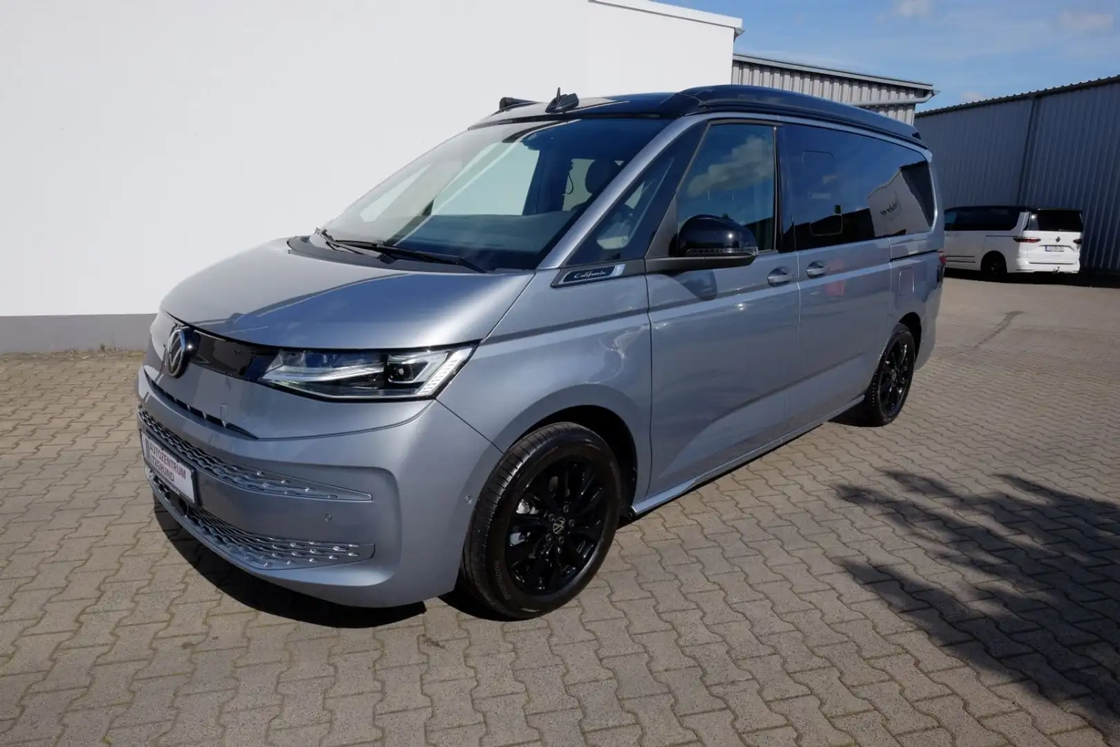 Volkswagen T7 Multivan T7 California 2.0 TDI Beach Tour/Küche/AHK/18Z Grau - 1