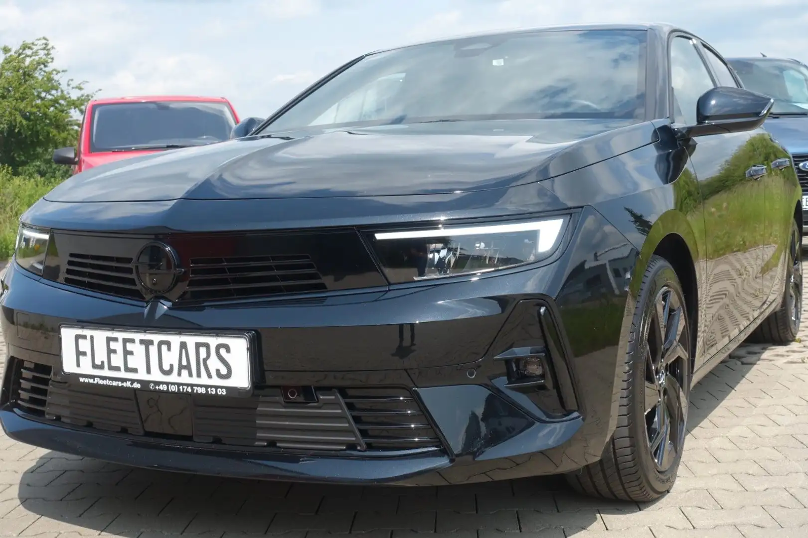 Opel Astra 1.2 Turbo Automatik | Sitz &Lenkradheizung Noir - 2