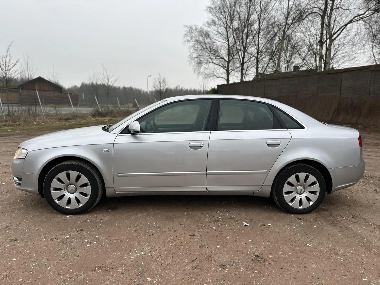 Audi A4 Limousine 1.6 Pro Line Business AIRCO PSENSOR STOE Grau - 2