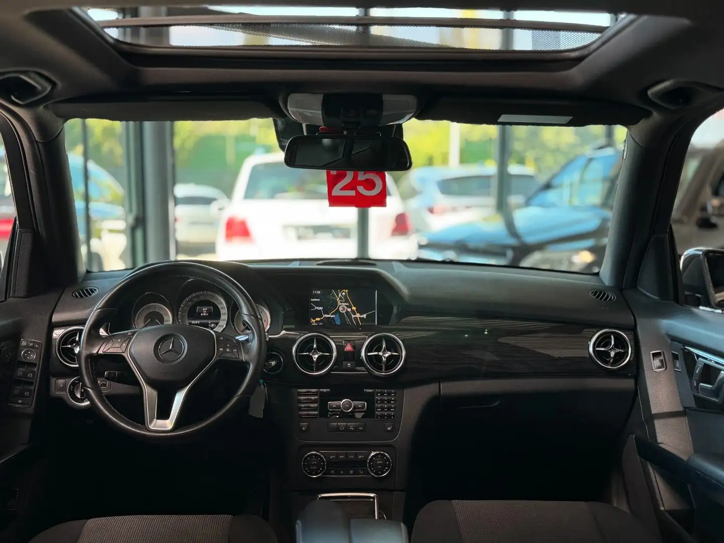 Mercedes-Benz GLK 220 4Matic *360°1.Hand*Kamera*Panor*AHK*Holz Gris - 1