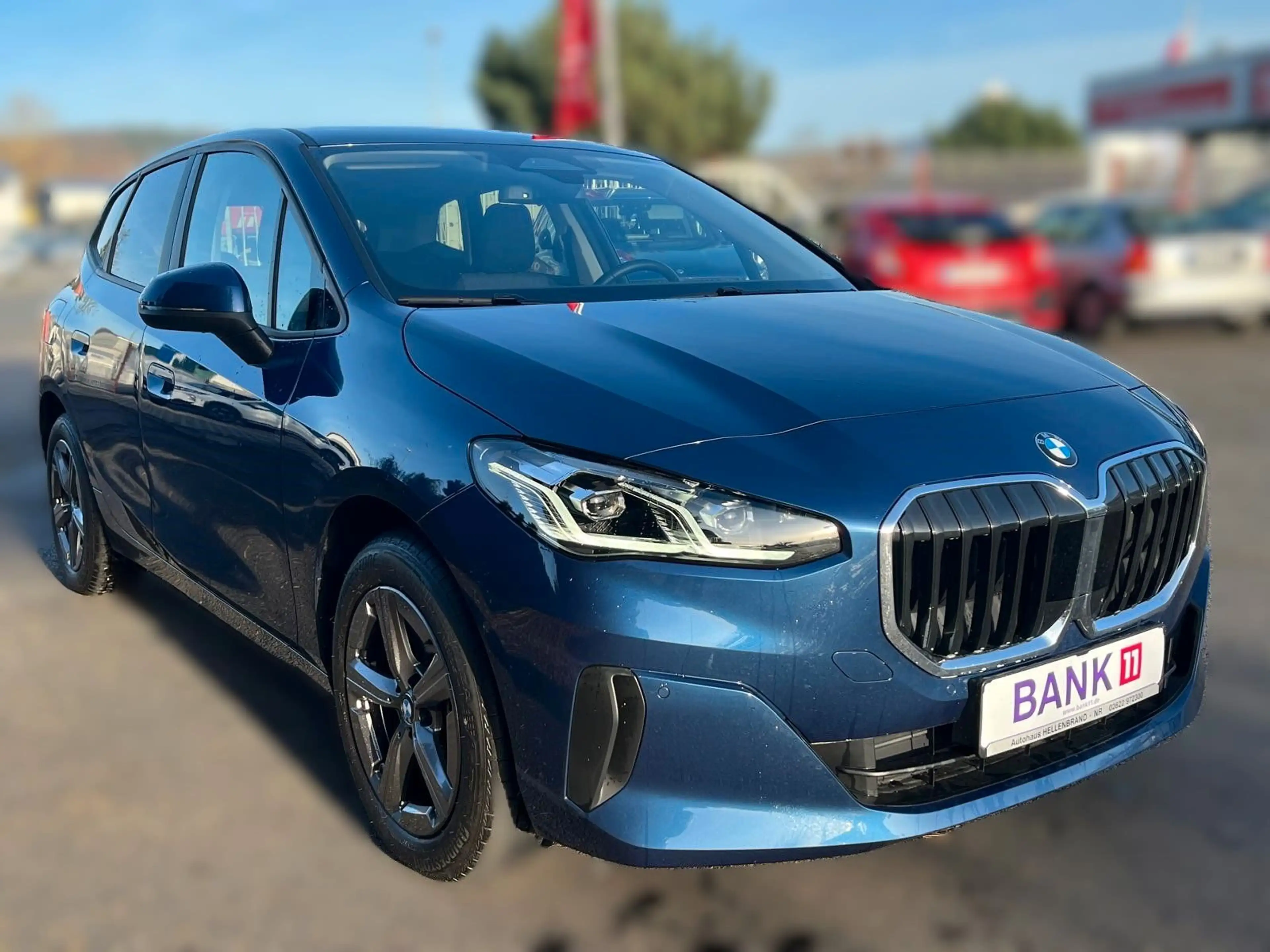 BMW 216 i Active Tourer — photo 4