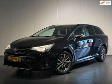 Touring Sports 1.8 VVT-i Business Plus AUT /Clima/