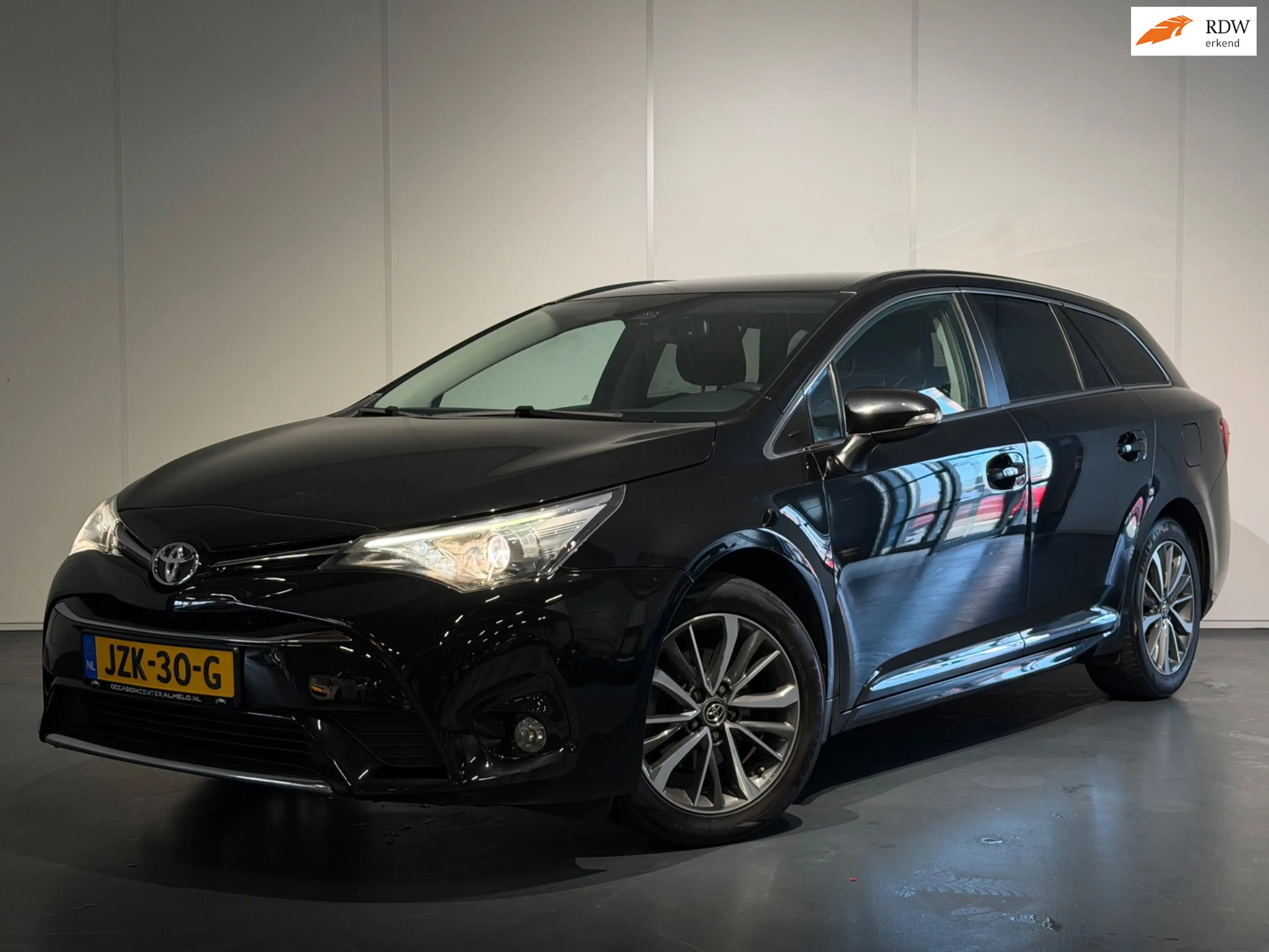 Toyota Avensis Touring Sports 1.8 VVT-i Business Plus AUT /Clima/
