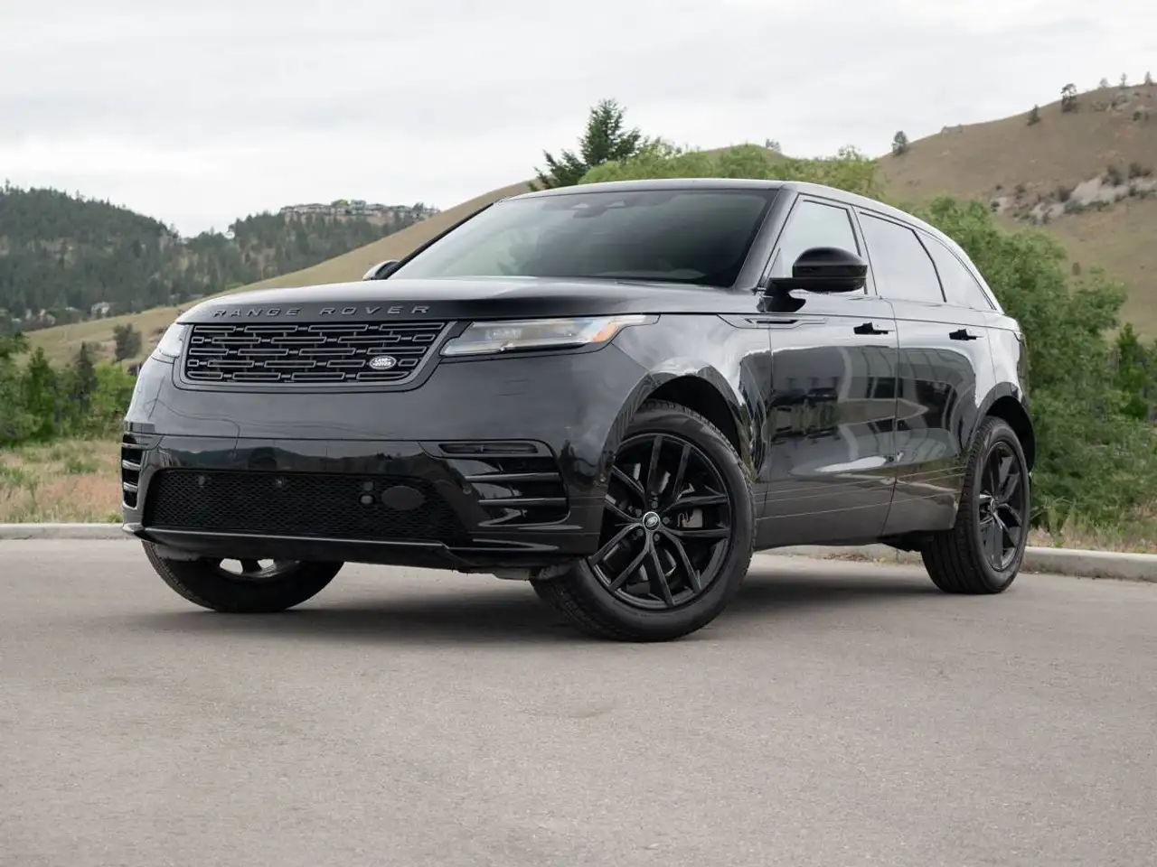 2026 Land Rover Range Rover Velar